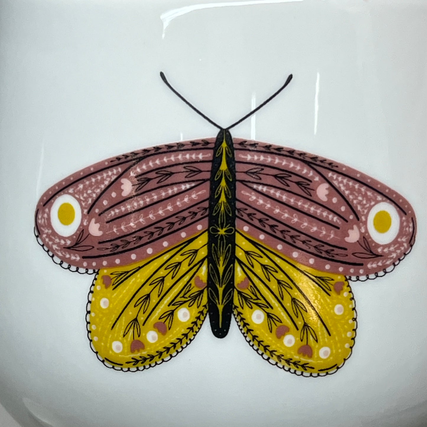 CREATIVE CO-OP Set Of 4 Stoneware Mug W/ Insect Design 4 Styles 12 Oz DF7216A