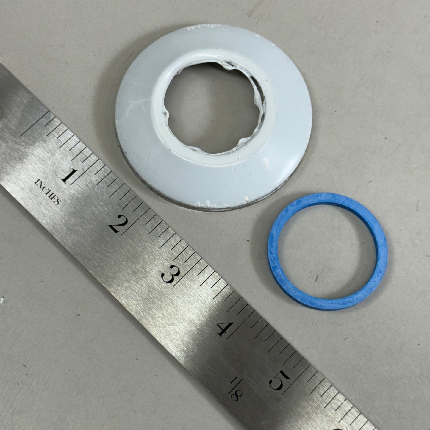 DEARBORN Chrome Plated Brass Tubular P-Trap 1-1/2"  Chrome 704-1 (New Other- (Distressed Packaging))