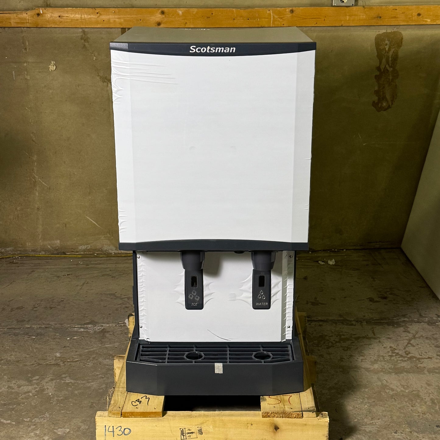 SCOTSMAN Meridian Countertop Air Cooled Ice & Water Dispenser HID312A-1A (New Other)