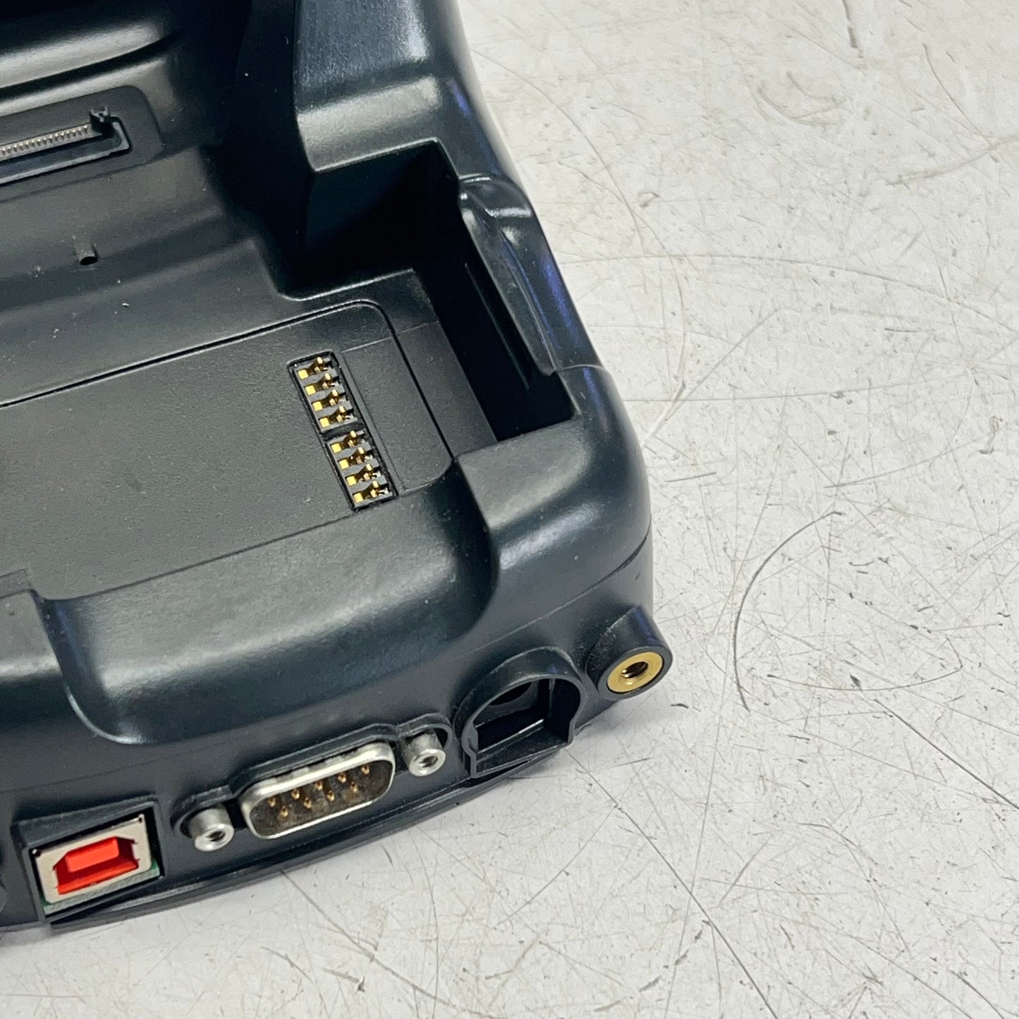 DATALODGIC Single Slot Desk Mount W/Spare Battery Charging Slot 94A150057 (Used)