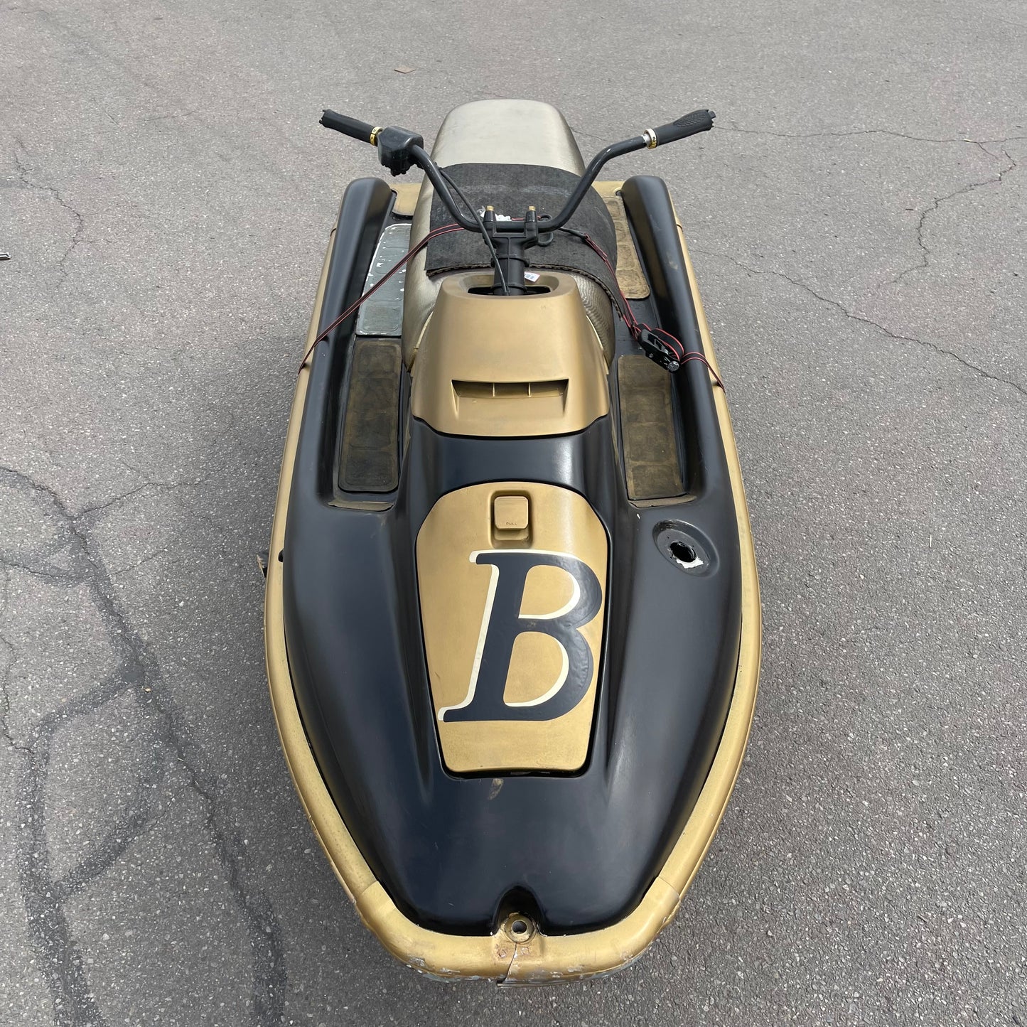 Z@ KAWASAKI Personal Watercraft (Waverunner/Jet Ski/Sea-Doo) Black & Gold w/ Custom "Jeff-Ski" Print (AS-IS)