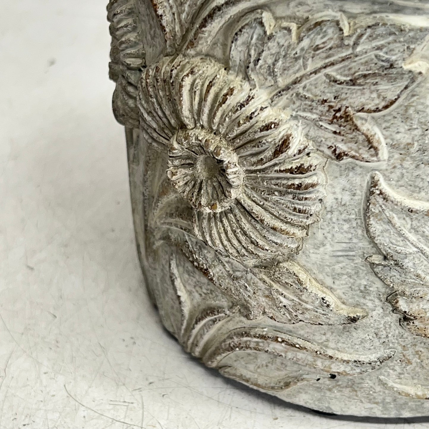 SILVER TREE Cement Flower Pattern Plant Pot 5.5" Dia X 5" Deep Grey A18600