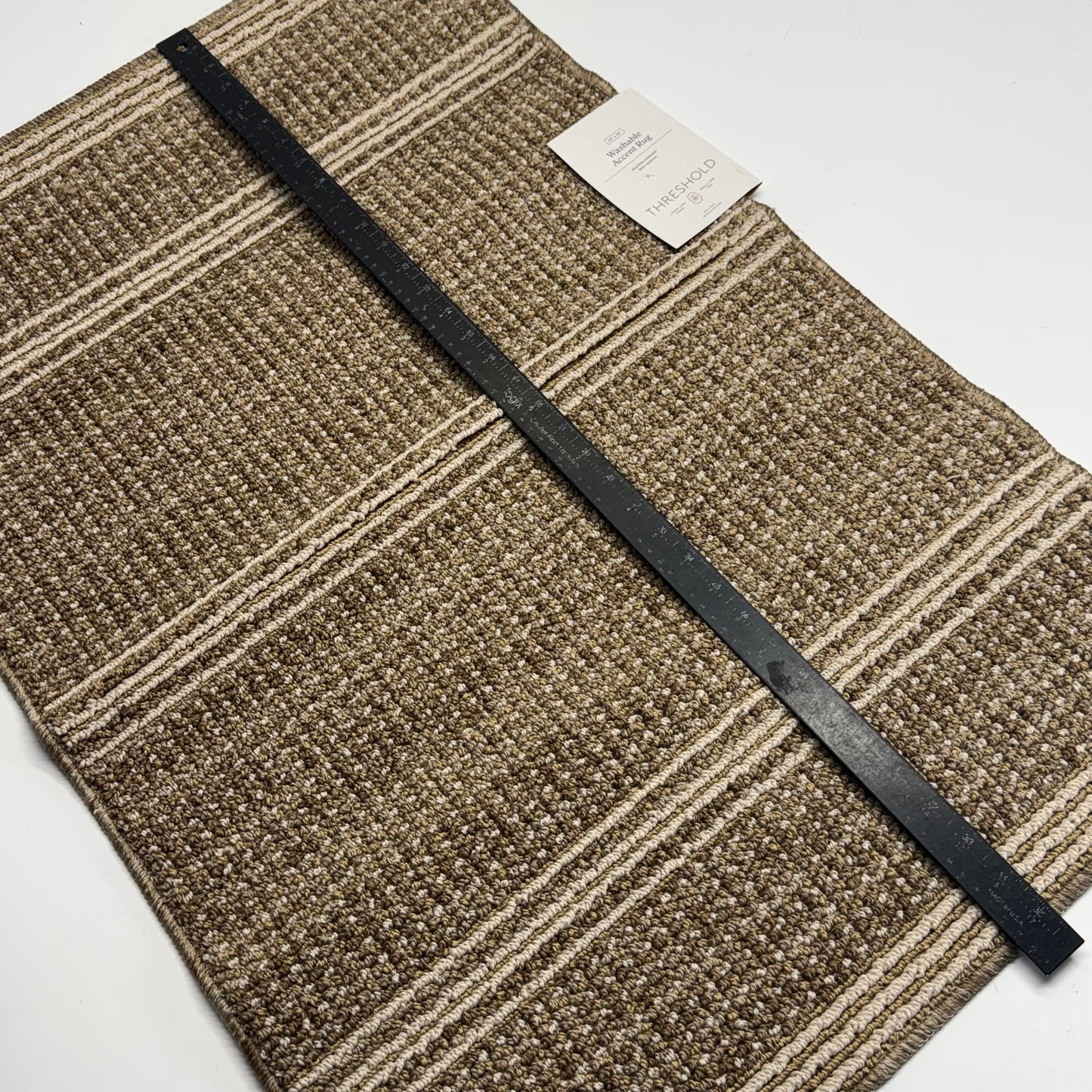 THRESHOLD Washable Tufted Accent Rug Sz 24" x 36" Light Brown