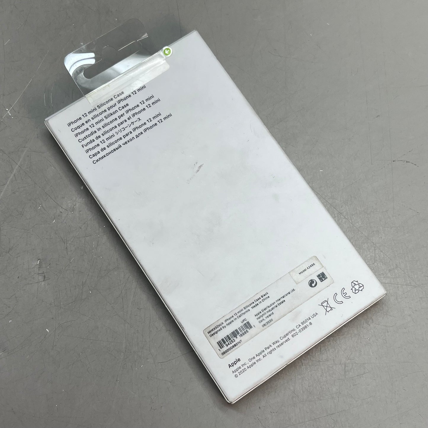 APPLE iPhone 12 Mini Silicone Case W/ MagSafe Black MHKX32M/A (Return)