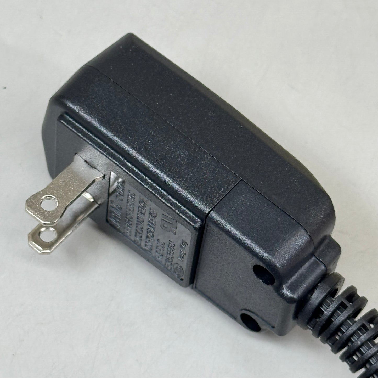 REVLON Super Lightweight and Compact 1875W Ionic Hair Dryer Yellow RV477