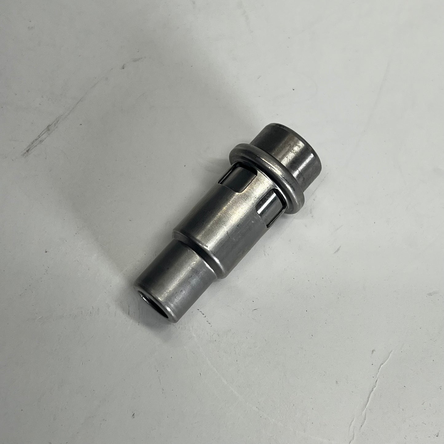 JOHN DEERE Genuine Oem Bleed Valve Vital Oil Pressure Relief Silver RE538484