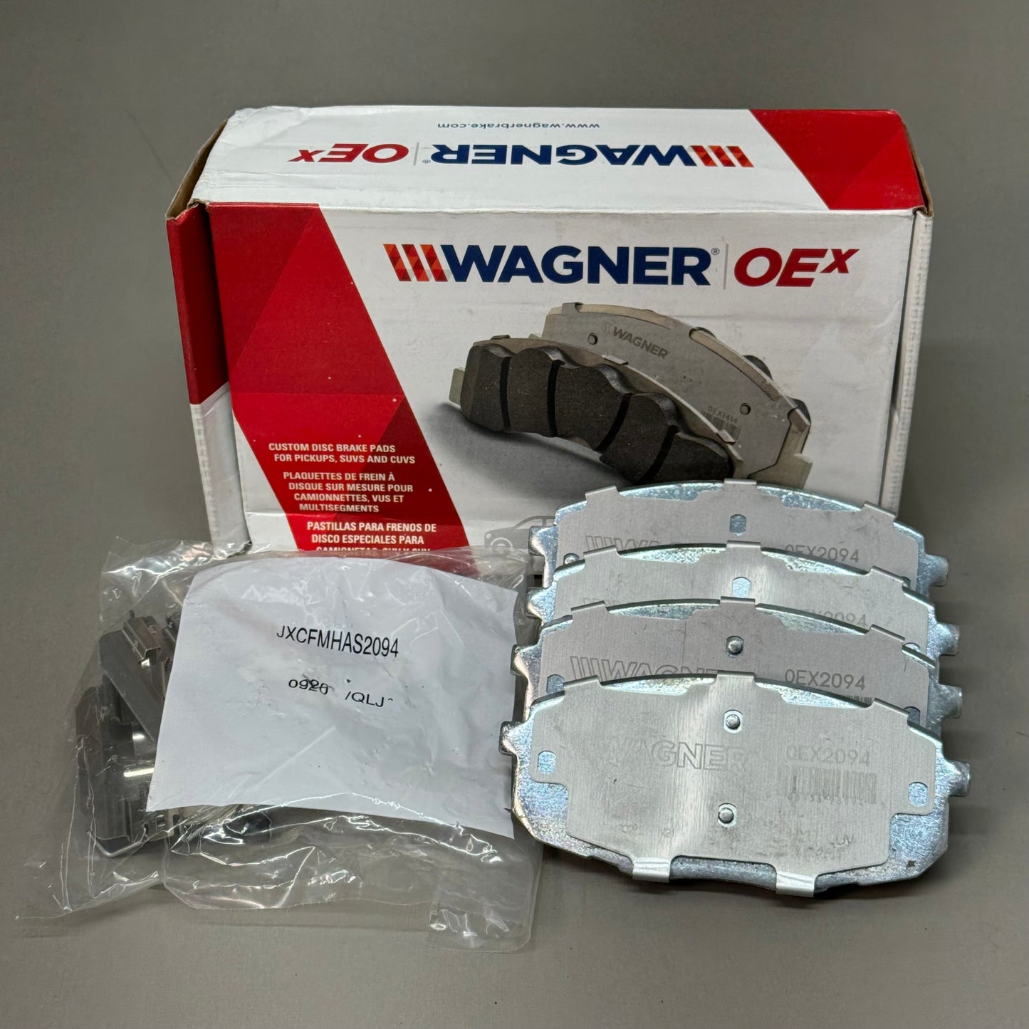 WAGNER OEx Premium Ceramic Disc Brake Pad Set 5" x 2 1/2" Grey OEX2094