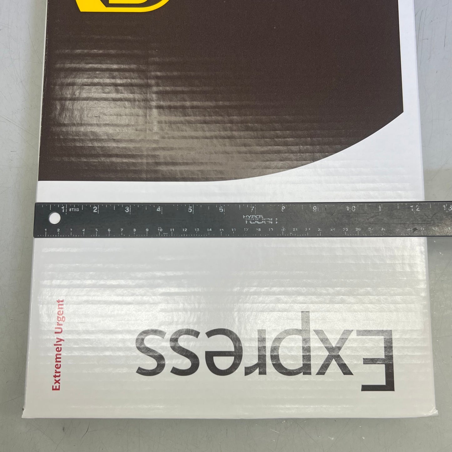 ZA@ Pallet of EXPRESS UPS Boxes (New) A