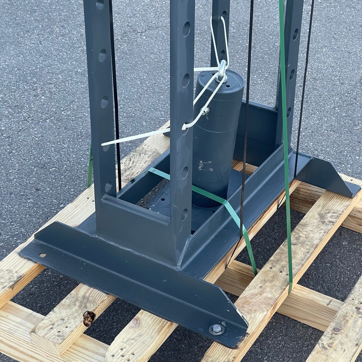 Z@ DAKE 20-Ton H-Frame Hydraulic Press 74.8”x33.5”x25.5” Grey 20 H (AS-IS)