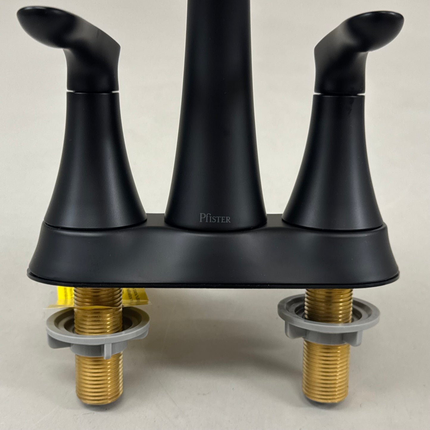 PFISTER Weller Centerset Lavatory Faucet With Pop-up 4" Matte Black LG48-WRPB (New Other)