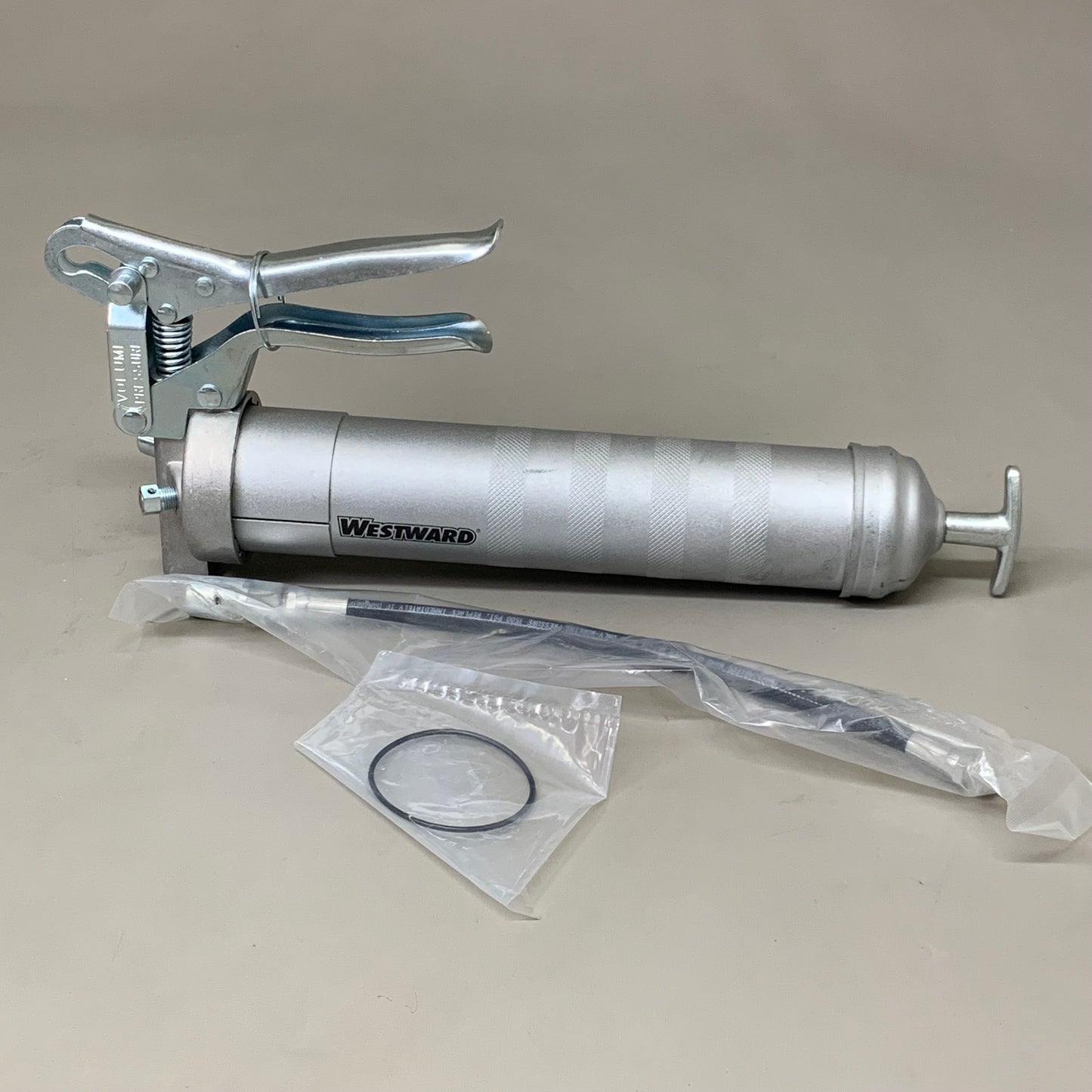 WESTWARD Metal Grease Gun Pistol 7000 psi 16 oz Bulk Capacity 12" Grey 45CT47