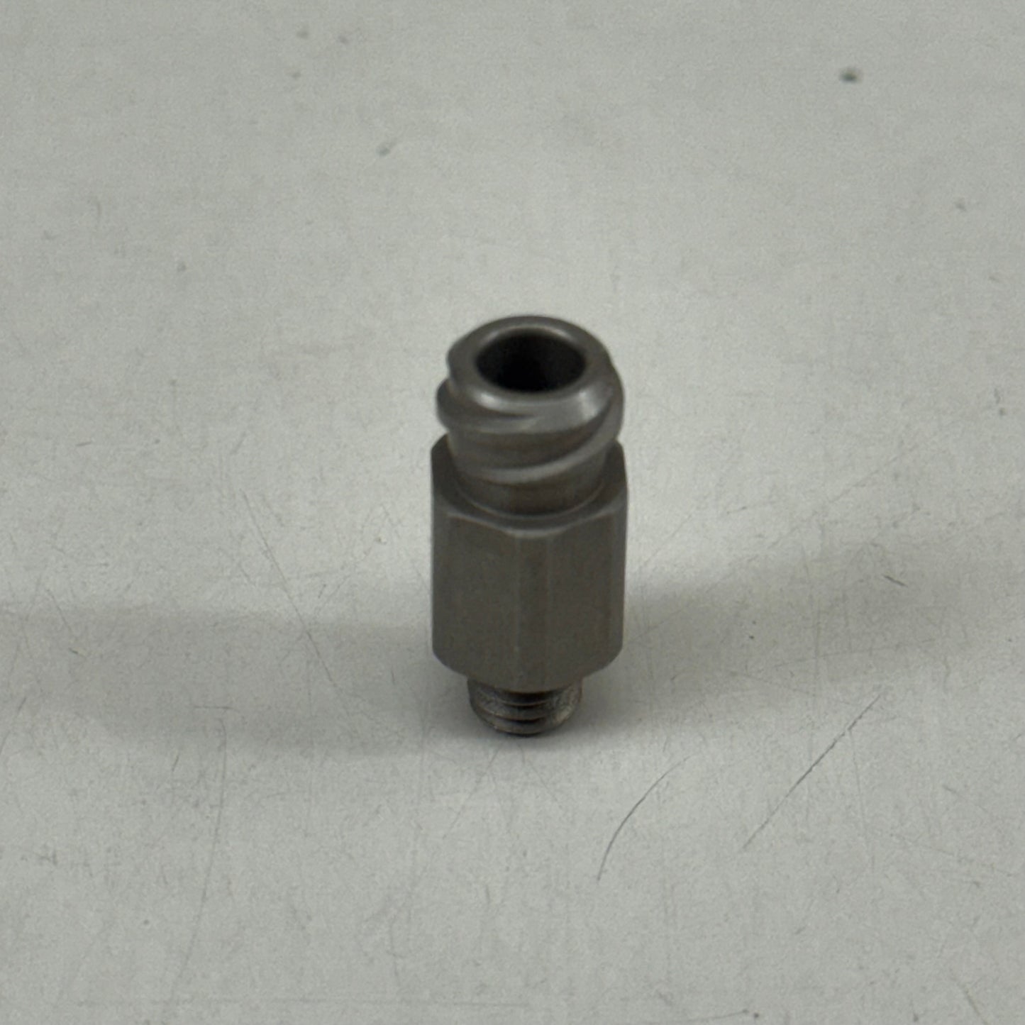 NORDSON Kit Fitting M5 O X Fem Luer Lock Str 7362606