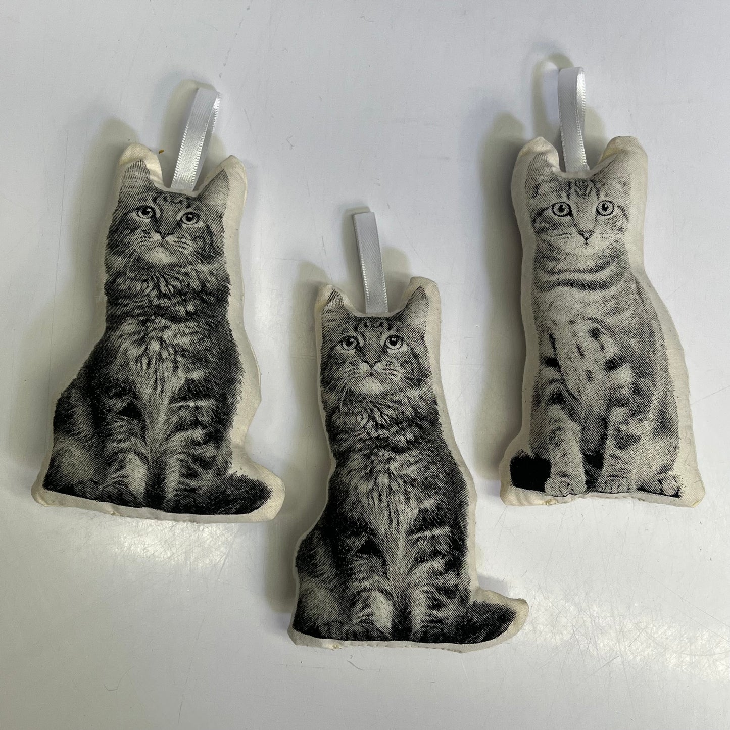 BRODERPRESS (3 PACK) Hand Silkscreened Cat Ornaments 3.5"x5" Black & White