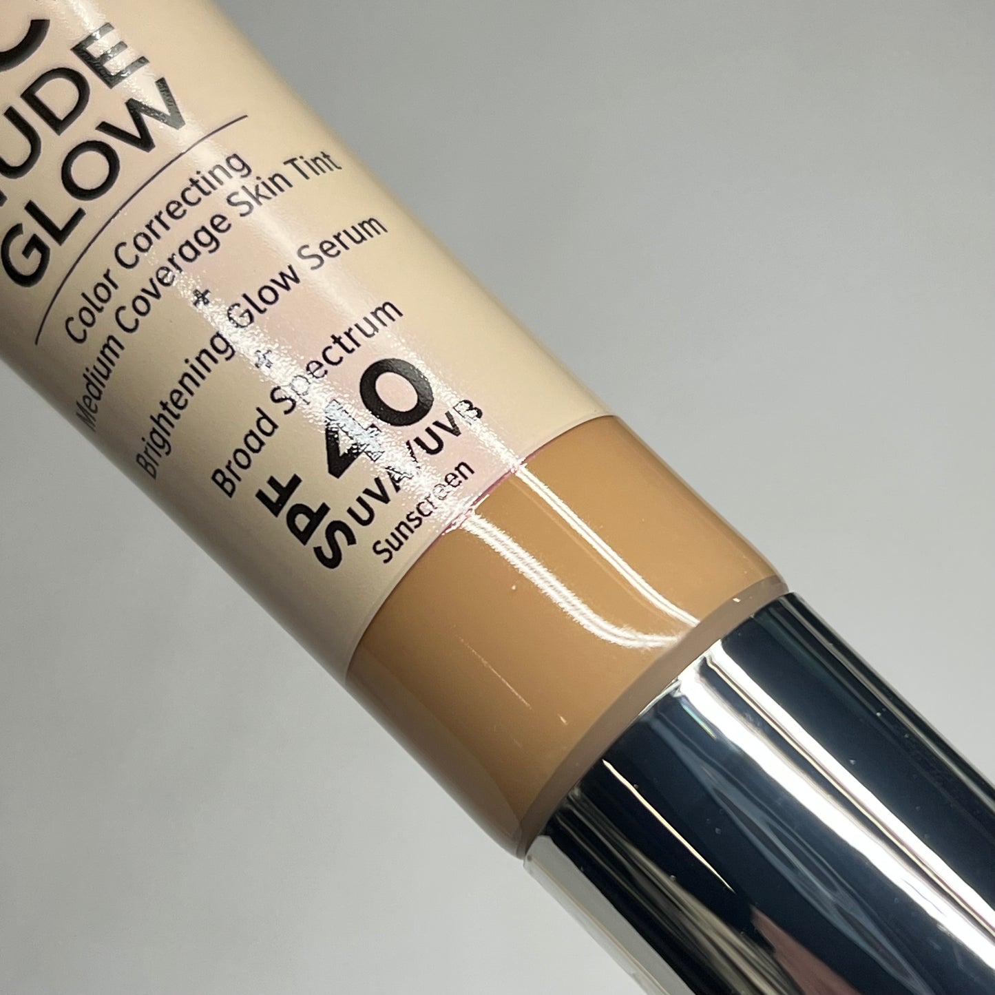 IT COSMETICS Cc+ Nude Glow Lightweight Foundation W/ Spf 40 1.08 fl oz Medium