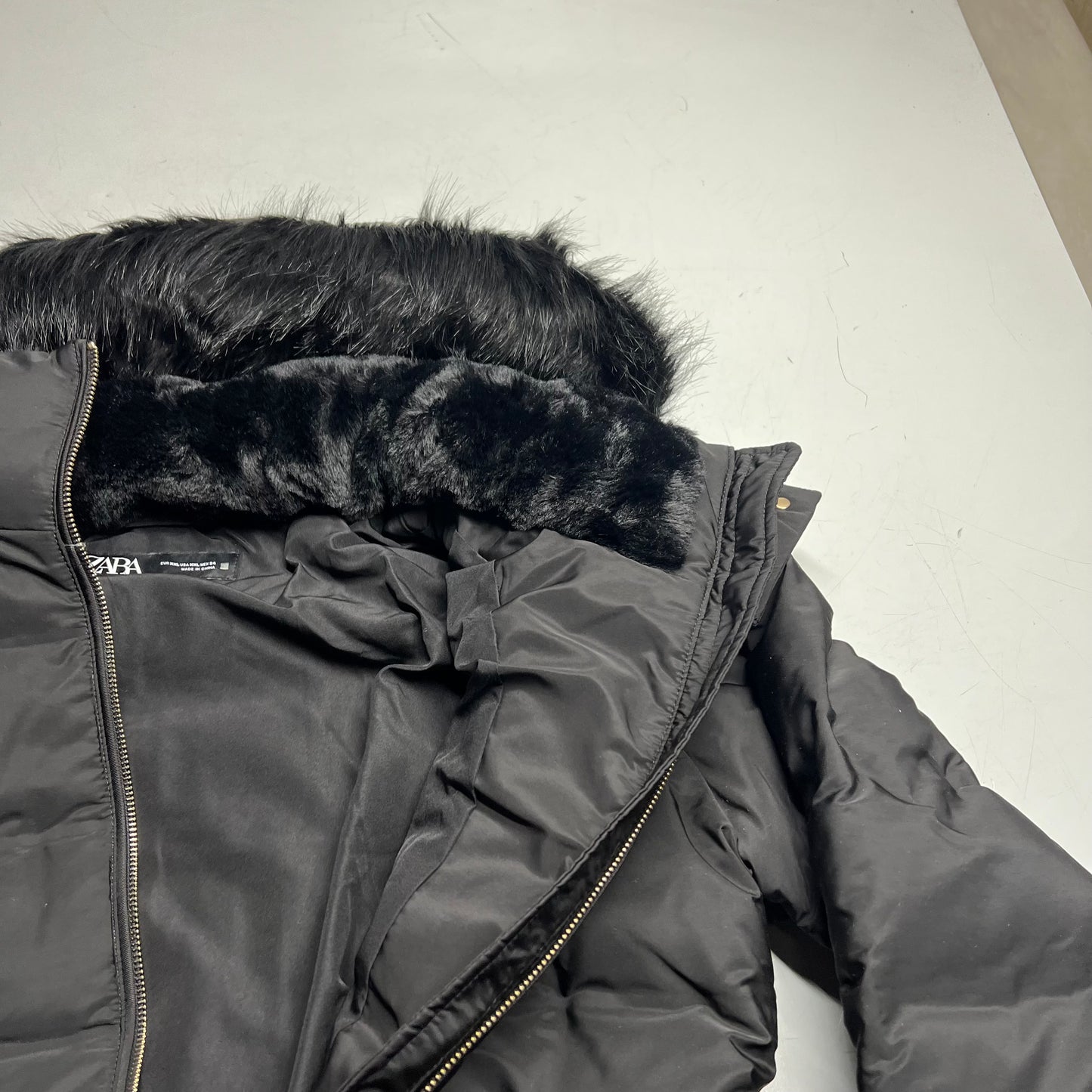 ZA@ ZARA Winter Coat W/ Faux Fur Hood Women's Sz XXL Black/Gold