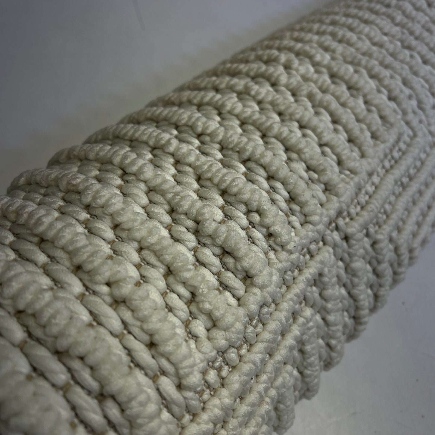 ZA@ GERTMENIAN Regent Collection Textured Soft Outdoor/indoor Rug 5' X 7' White/Tan 1876750 (Return-Dirty)