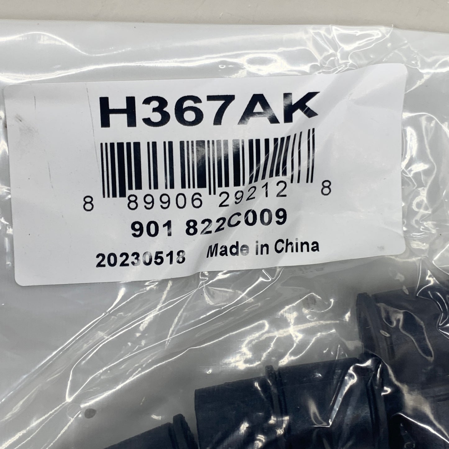 H367AK (4 PACK) Brake Hose Adapter & Z17 Ceramic Pads 17-858 901822C009