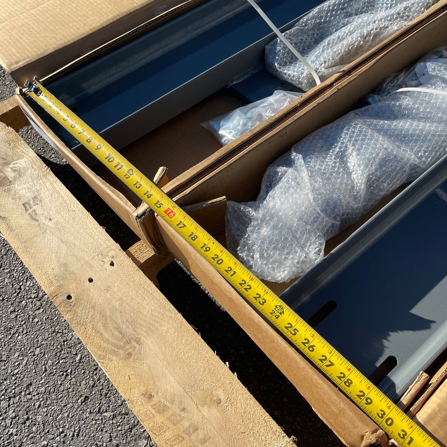 ZA@ Pallet of NATIONAL ELECTRIC GATE CO. Highway Crossing Gate Mechanism, Model 95? ~180 lbs J7051915806 (AS-IS)