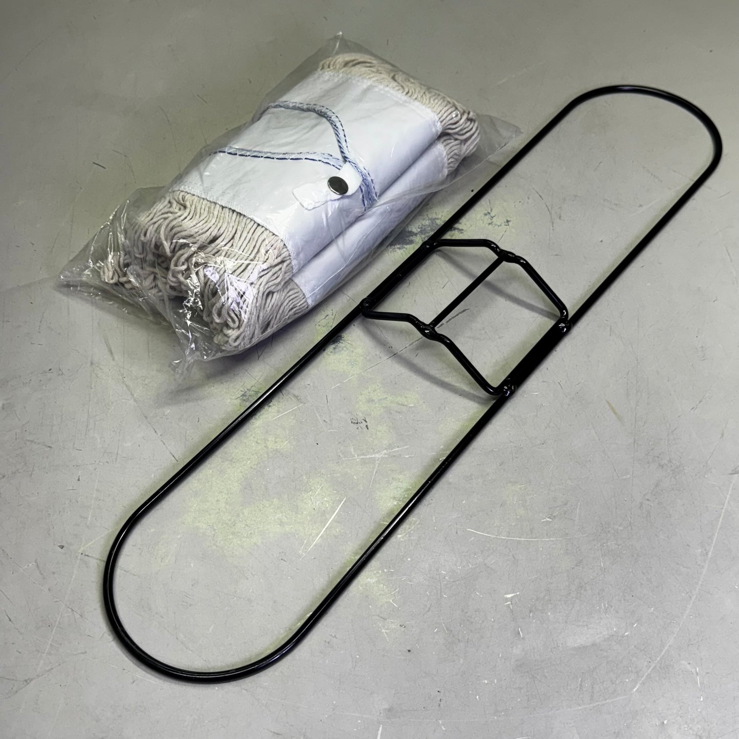 GENUINE JOE 24" Dust Mop With Handle, Wood 54101