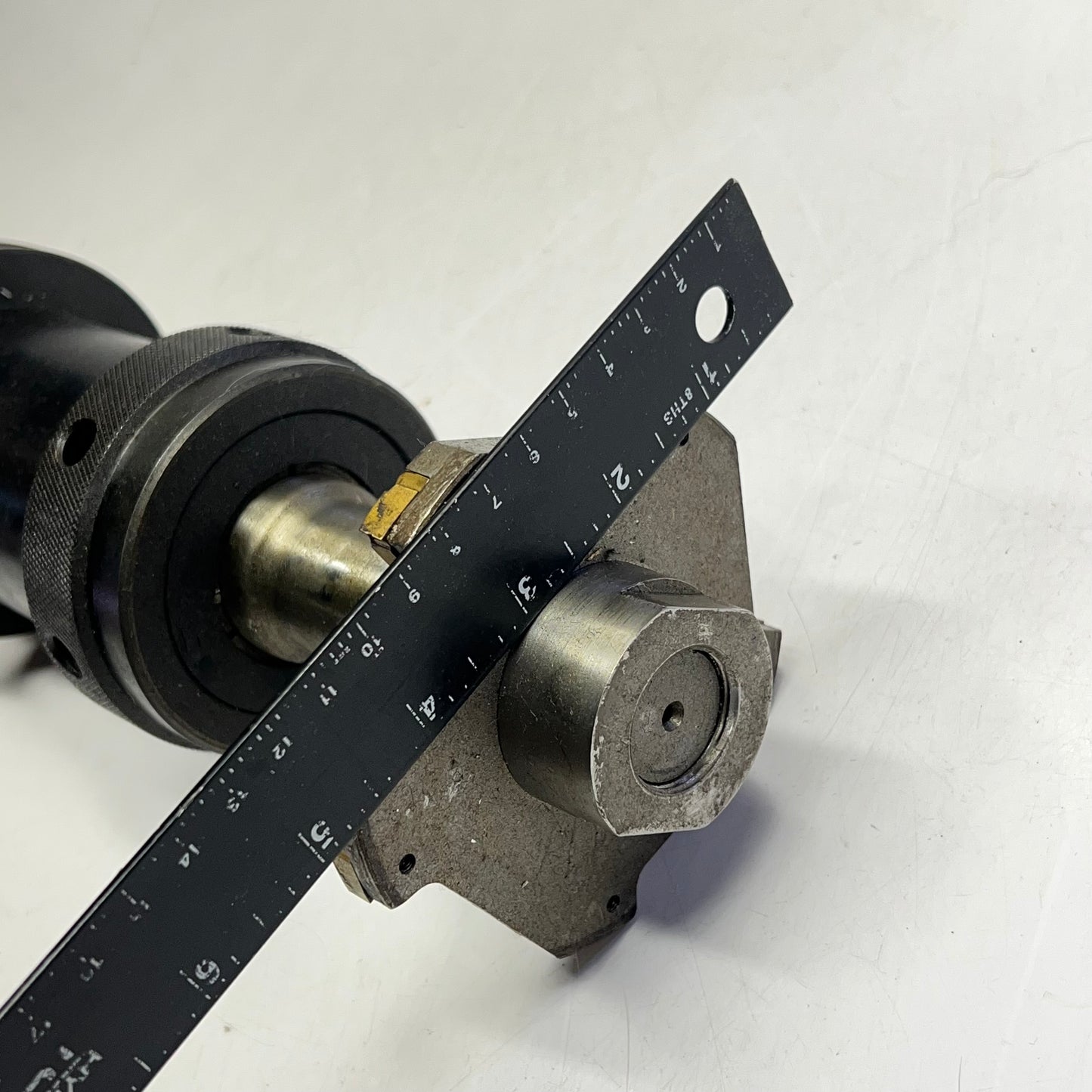 KENNAMETAL Cat 50 Tool Holder W/ Face Mill Tool ~ 1-7/16" CV50TG150550 (Used)