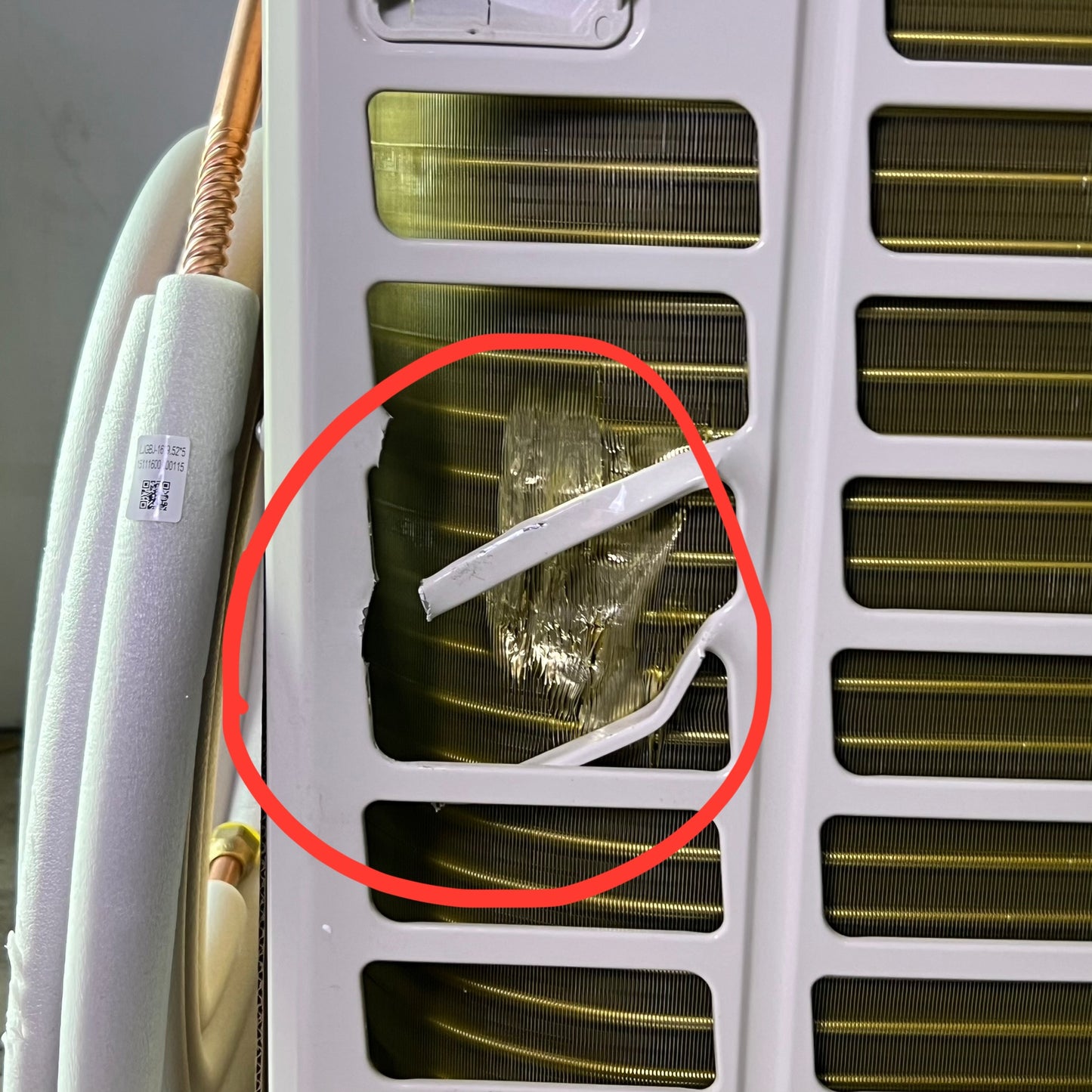 MRCOOL Heat Pump Air Conditioner 36000 BTU White A36HPWMAH230C (New Other, Aesthetic Damage)