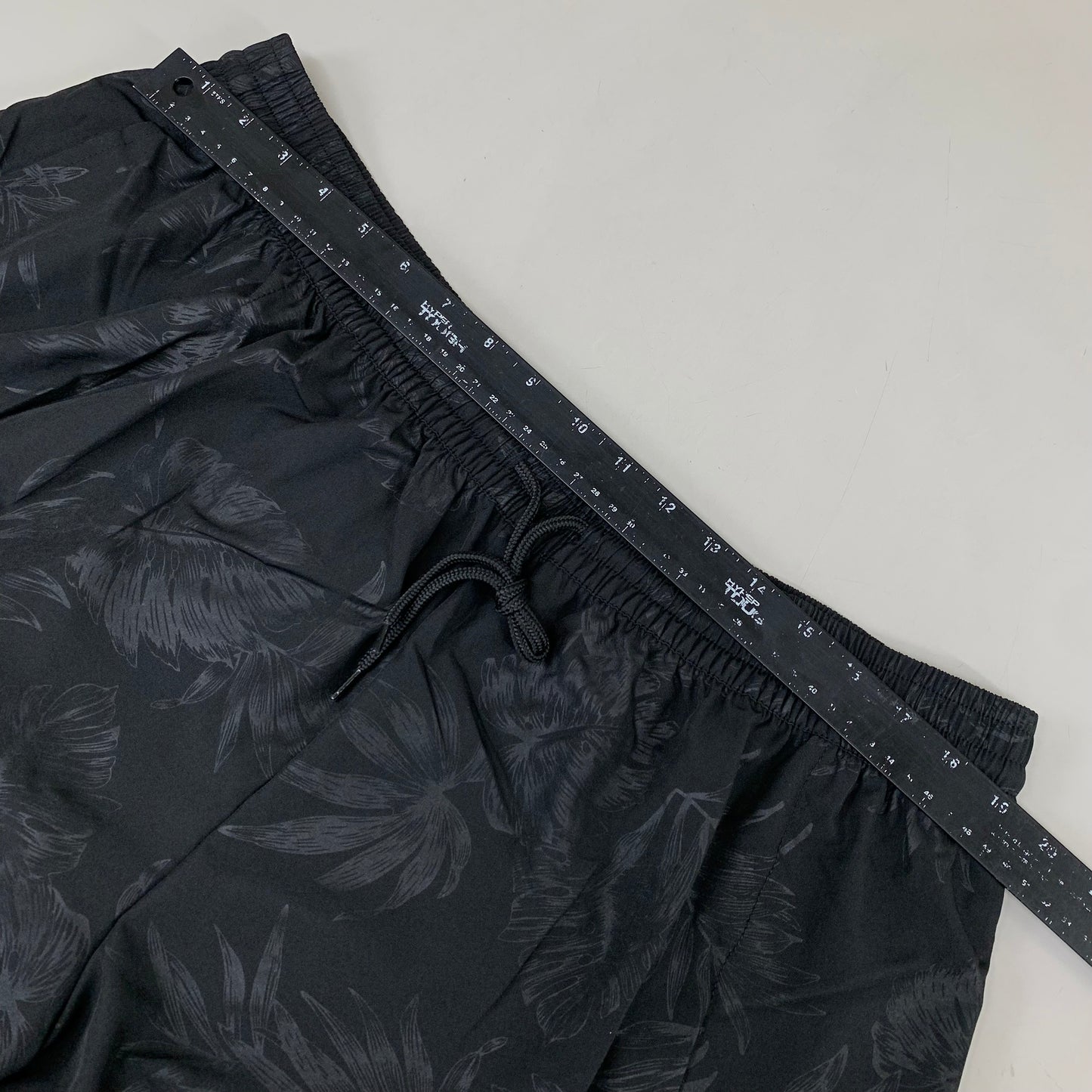 RAYA SUN Stretch Swim Style Shorts W/ Flower Design Women's 2X Black/Gray