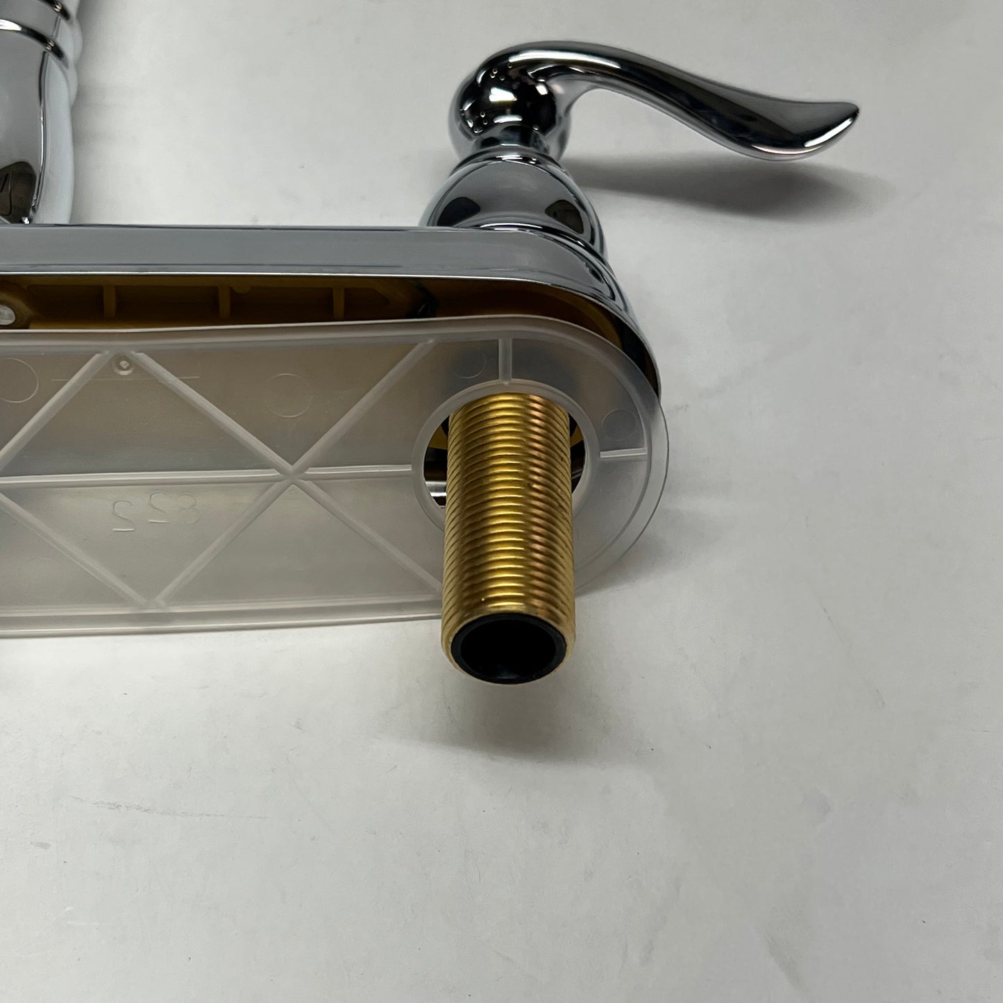 DELTA  Windemere Kitchen Faucet W/ Side Spray 1.8 (GPM) Chrome 21996LF