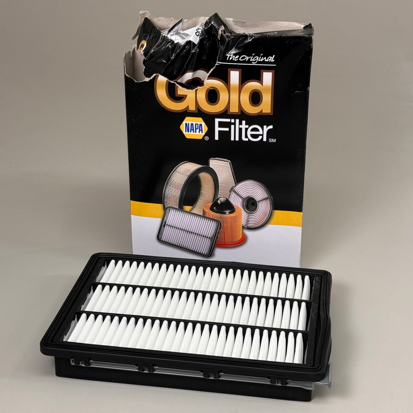 NAPA (2 PACK) The Original Gold Filter Synthetic Filter Media Material 200335 Damaged Packaging