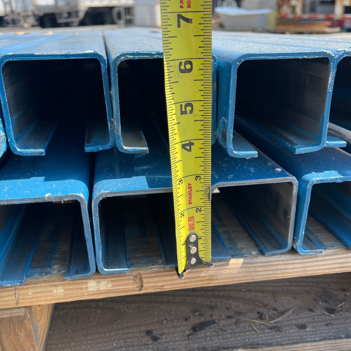 UNIBILT Enclosed Track Conveyor Components 10'x3"x2.5" Blue