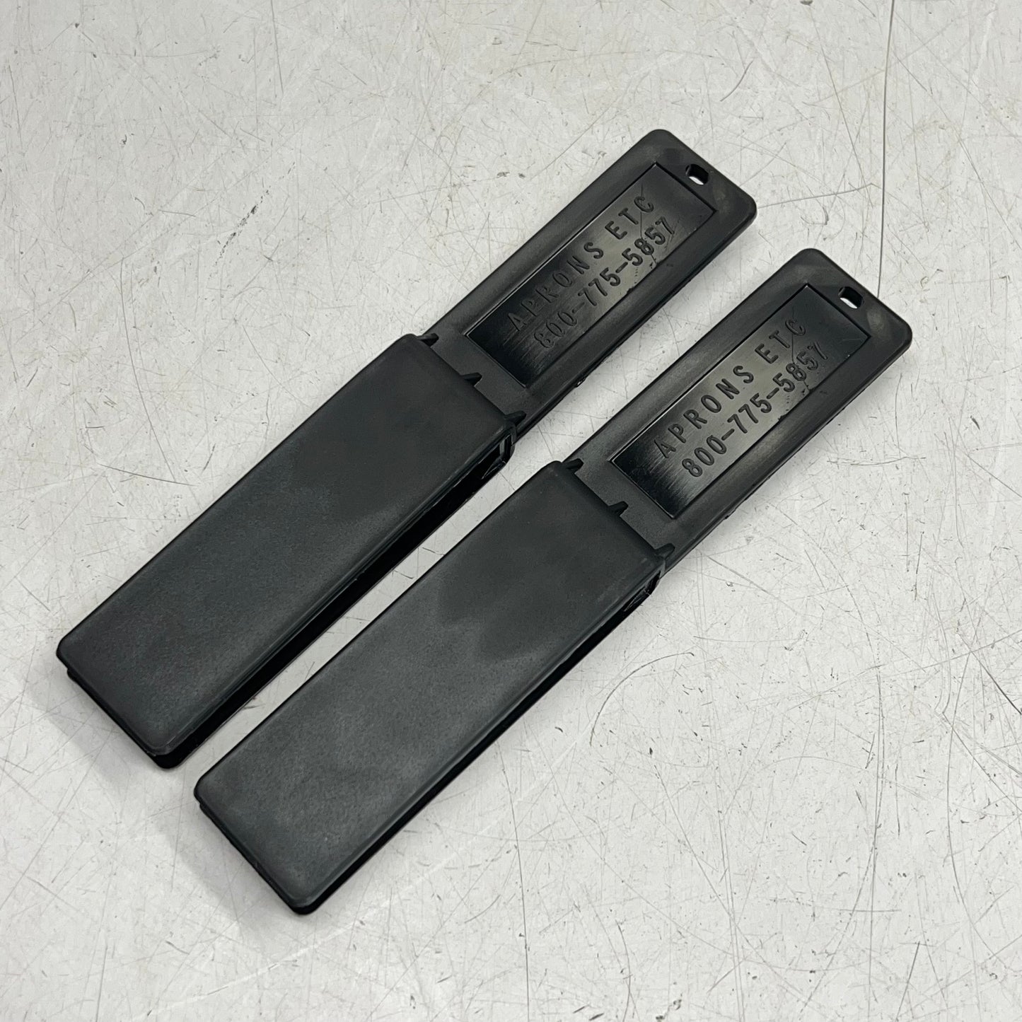 APRONS (10 PACK) High Impact Plastic Material Tote Markers  8"x1.5" Black 023B
