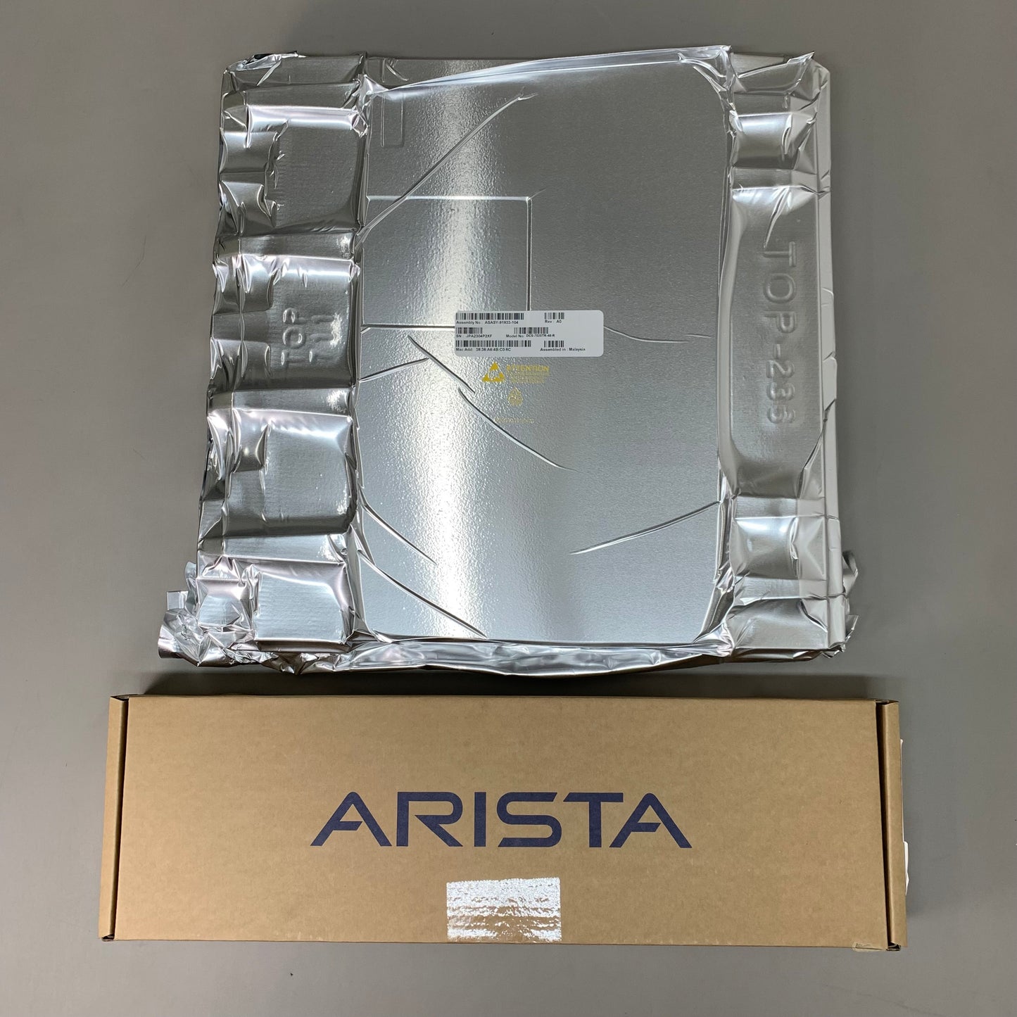 ARISTA Network Switch Back-to-Front Airflow 48-Port 1GE & 6-10GE SFP+ Uplinks (New)