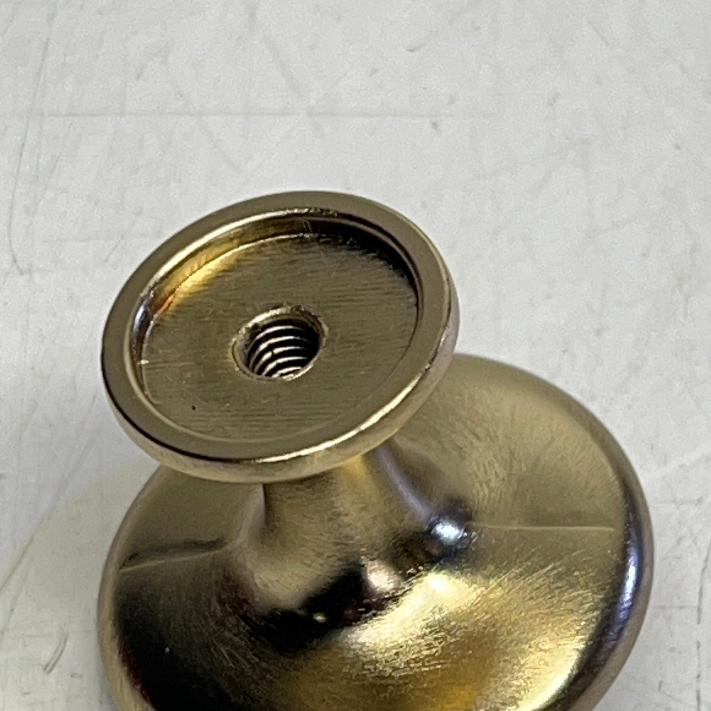 BERENSON (5 PACK) Traditional Advantage Cabinet Knobs 1-1/4" Champagne 916910CZP