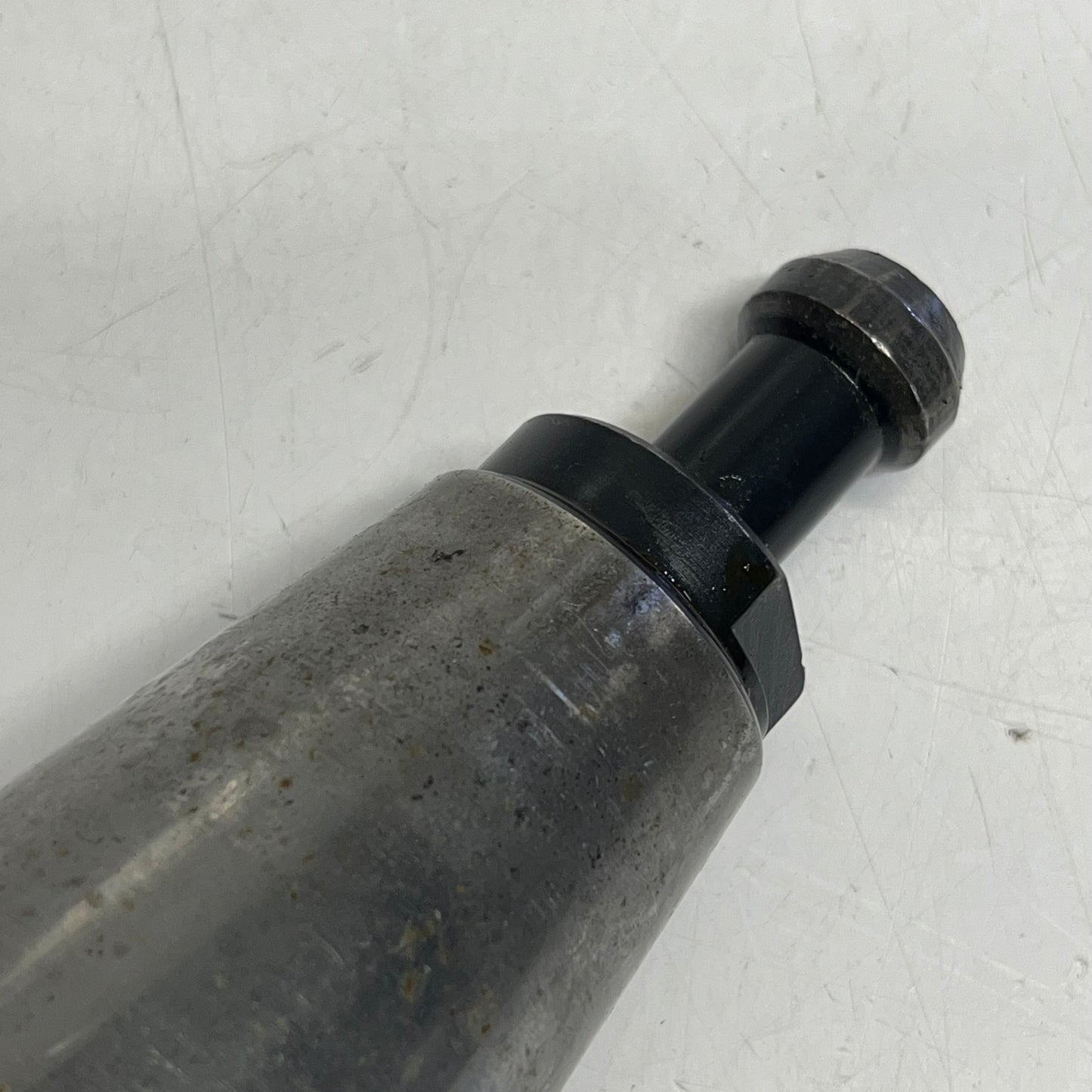 BIG Tool Holder For Cnc Machining 500-4.000 ~ 1/2" CV50-EM  (Used)