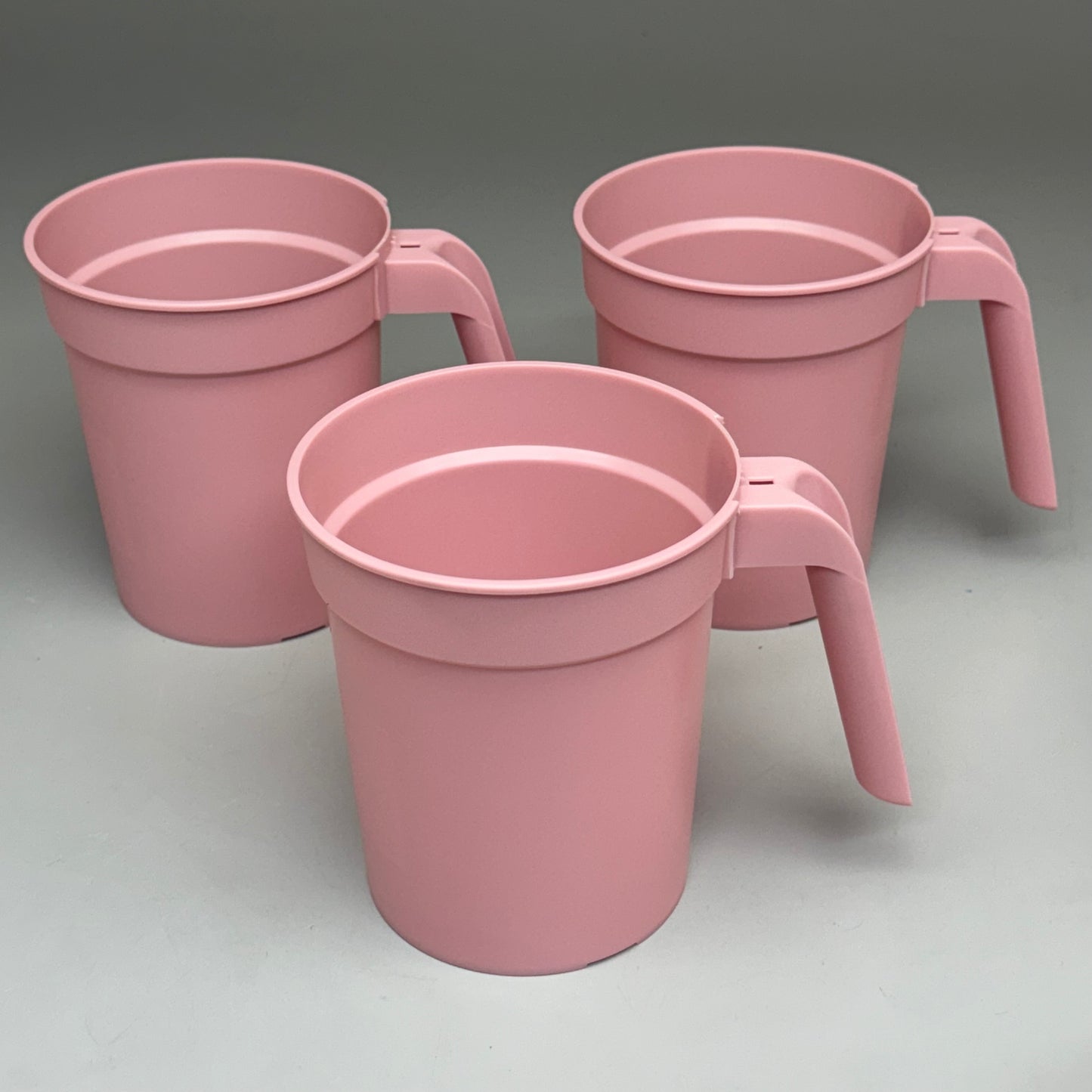 MEDEGEN 10Pk Medical Water Pitcher 28oz 5 1/2”Hx4 1/2”W Pink