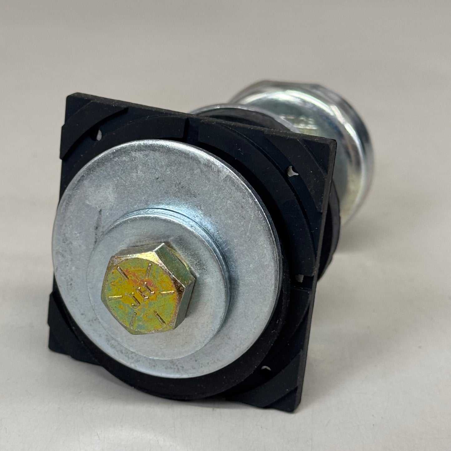 KINETICS Seismic Spring Isolator FHS-1-70 Galvanized Housing 0.2" (5 mm) 457055