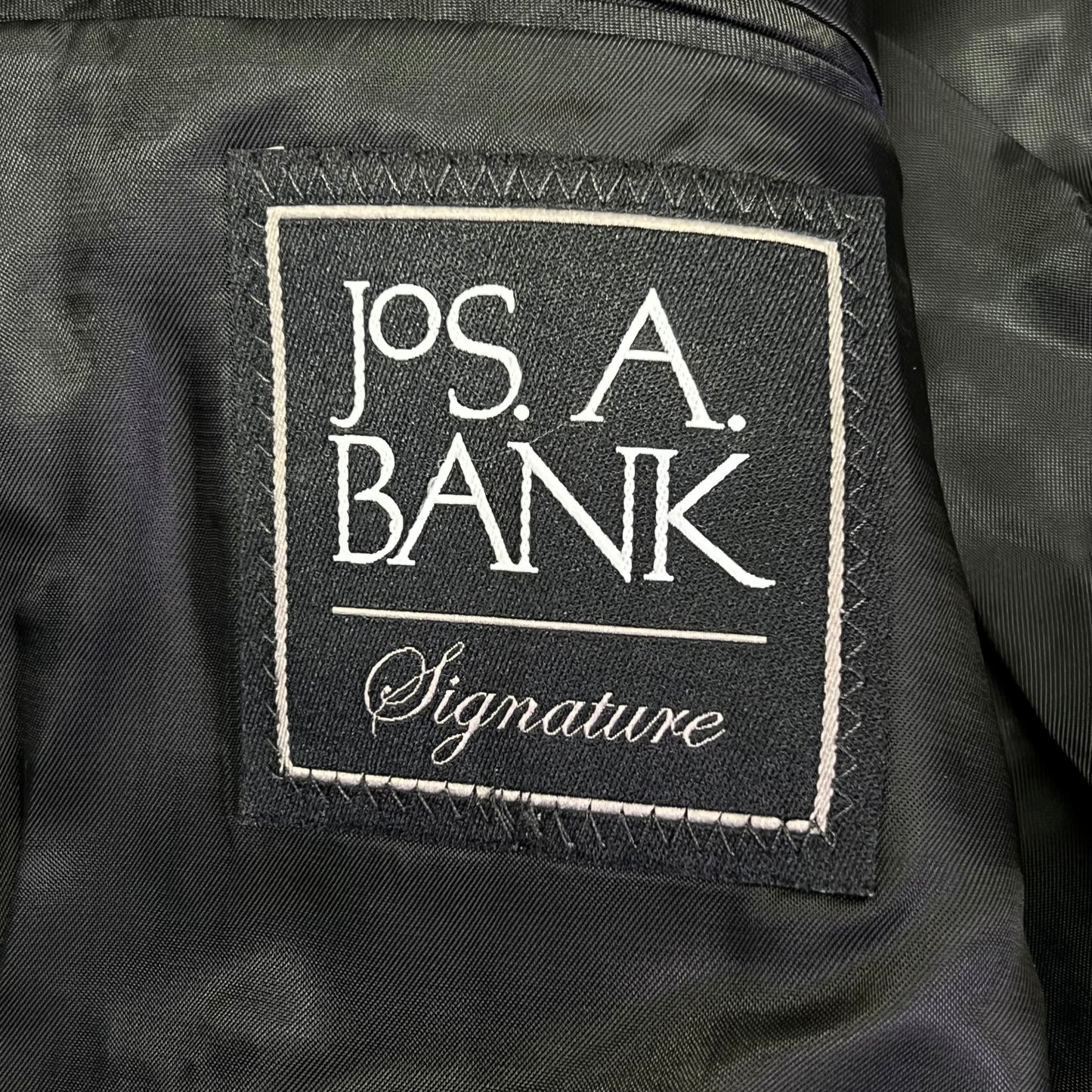 JOS A BANK Tailored Fit Button Up Suit Set  17 1/2-84 Black & White