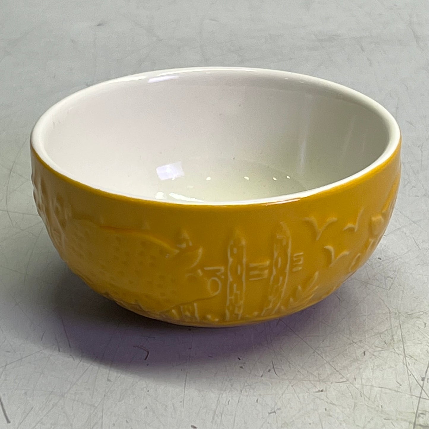 ZA@ KING ARTHUR  (SET OF 4) In The Farmyard Prep Bowls 6oz Cap Red/Yellow/White/Blue 51245