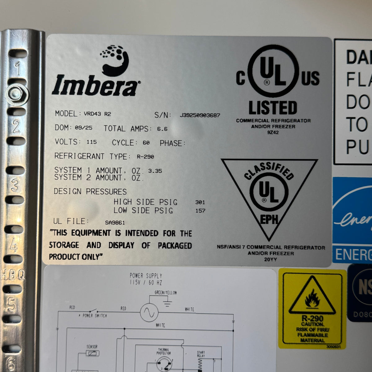 IMBERA Commercial Glass Door Refrigerator 115V R290 - Yellow VRD43
