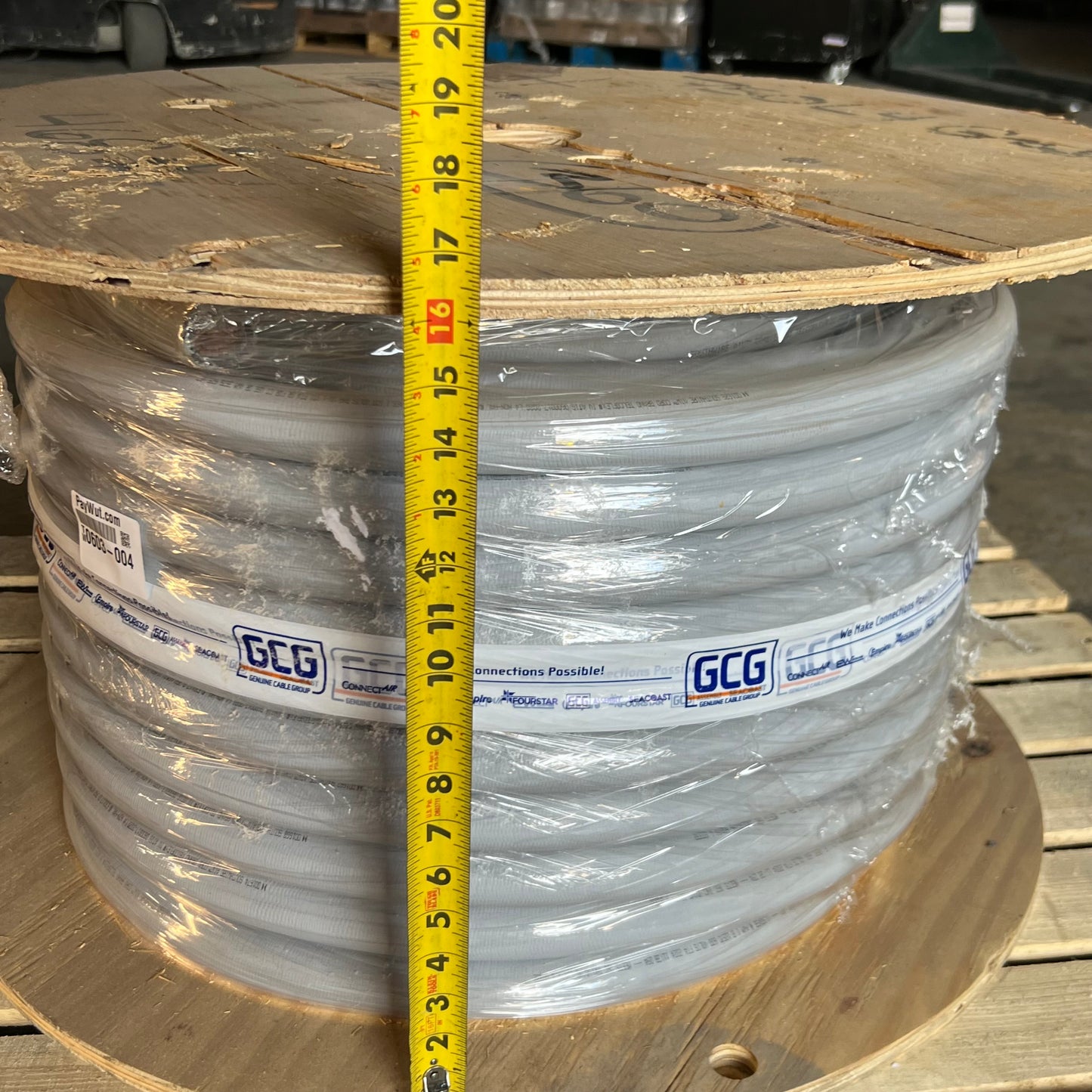 SOUTHWIRE Telcoflex IV 750 MCM Power Cable Gray 165 ft. 600V - KS24194 L4 / 56961901 (AS-IS, ~115 ft. Usable / 50 ft. Damaged)