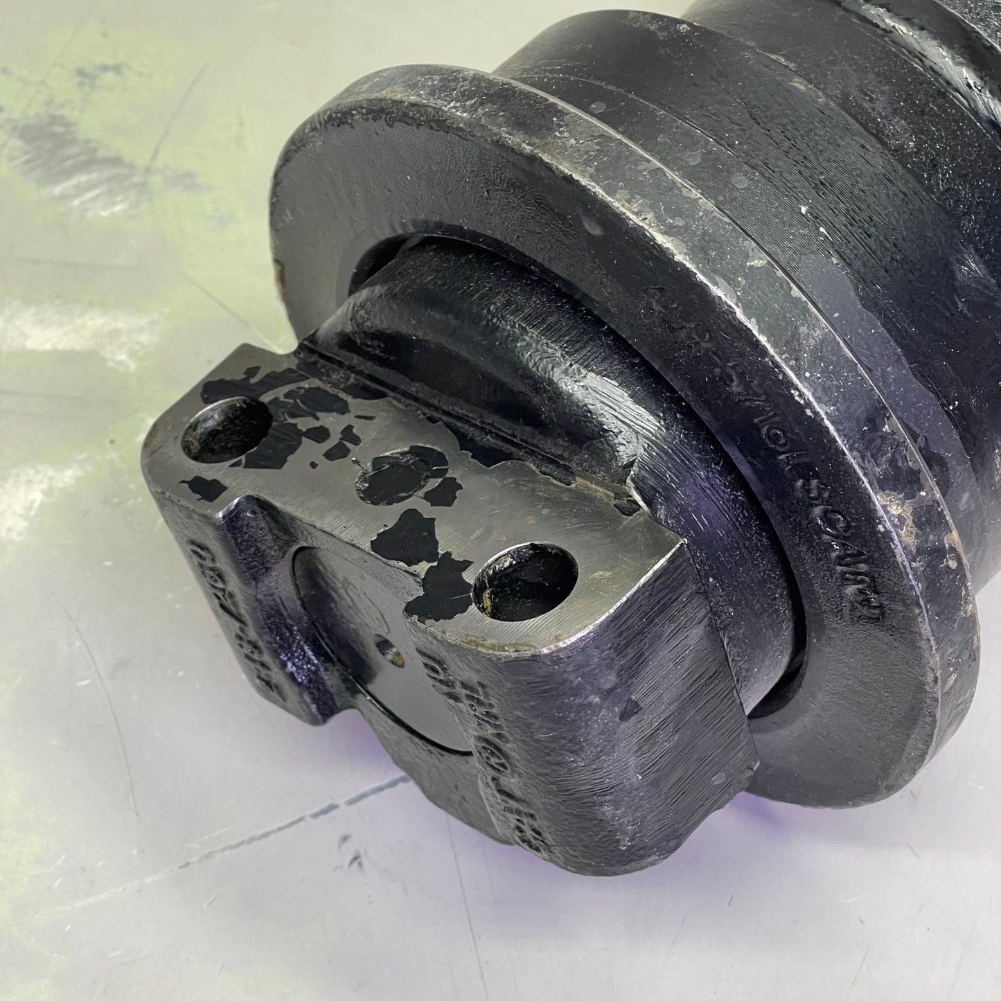 CAT OEM Roller GP-SF 12" L x 6.5" Dia Black & Steel 459-5714