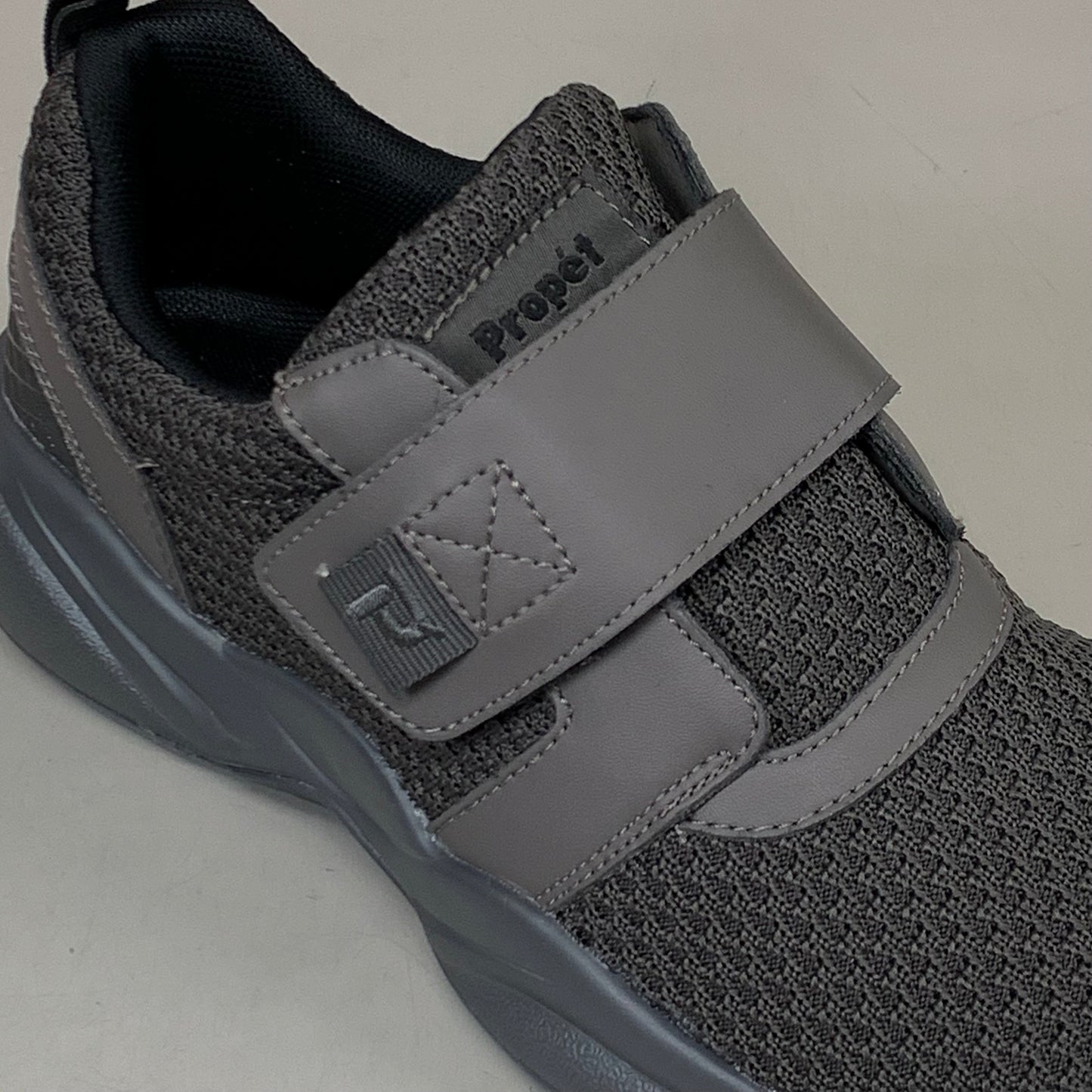 PROPET Stability X Strap Sneaker Shoes Men's SZ 8.5 Stone/Black MAA013MSTNM-08H
