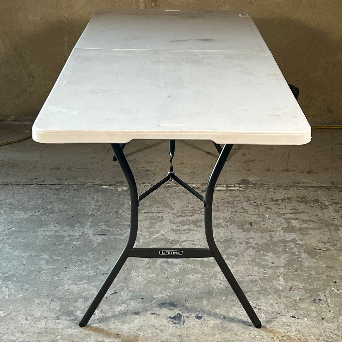 ZA@ LIFETIME 6 Feet Foldable Table with Built in Handle & Steel Legs (Minor Damage)