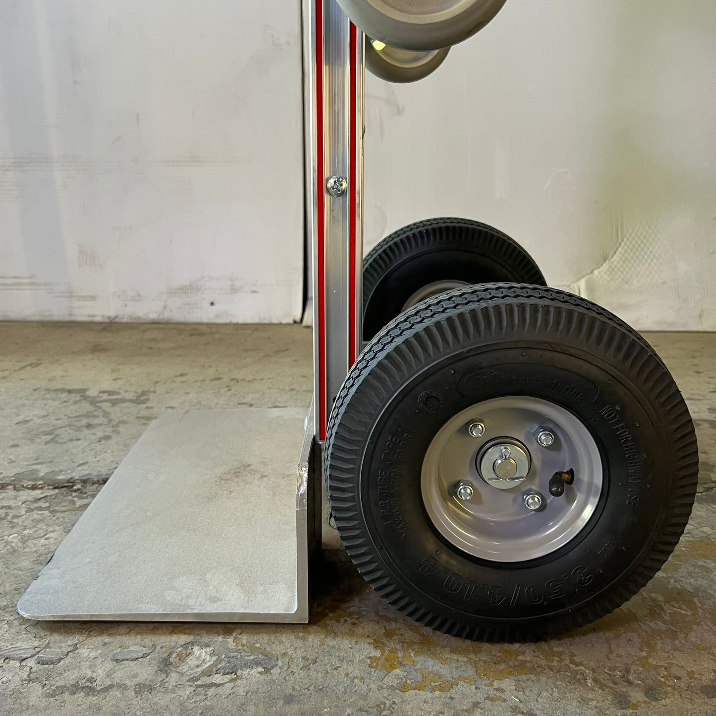 LIBERATOR Hand Truck 60"H x 21"W Grey A1-B81-C6-DS