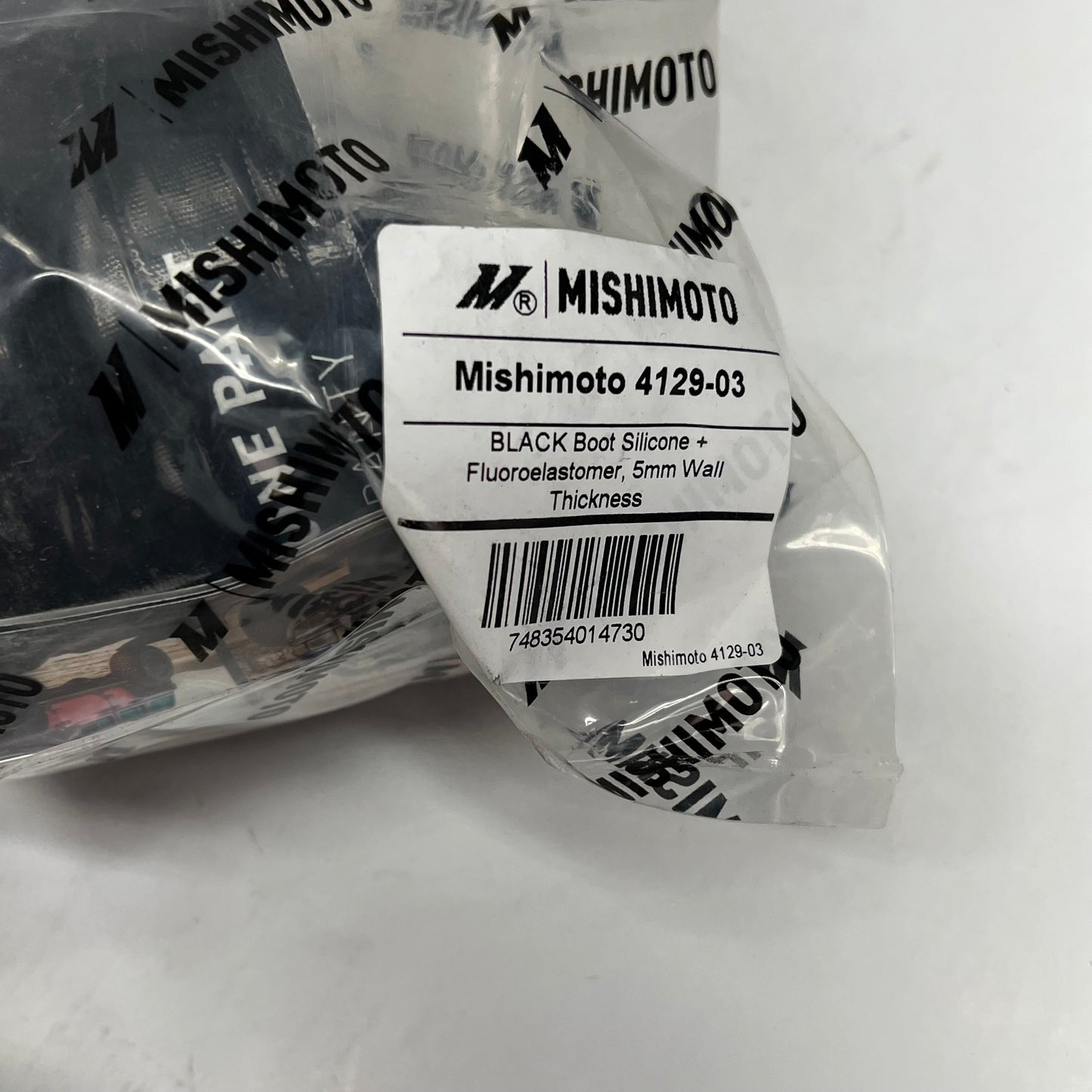 MISHIMOTO 6.6l Duramax Intercooler Pipe & Boot Kit MMICP-DMAX-11KBK