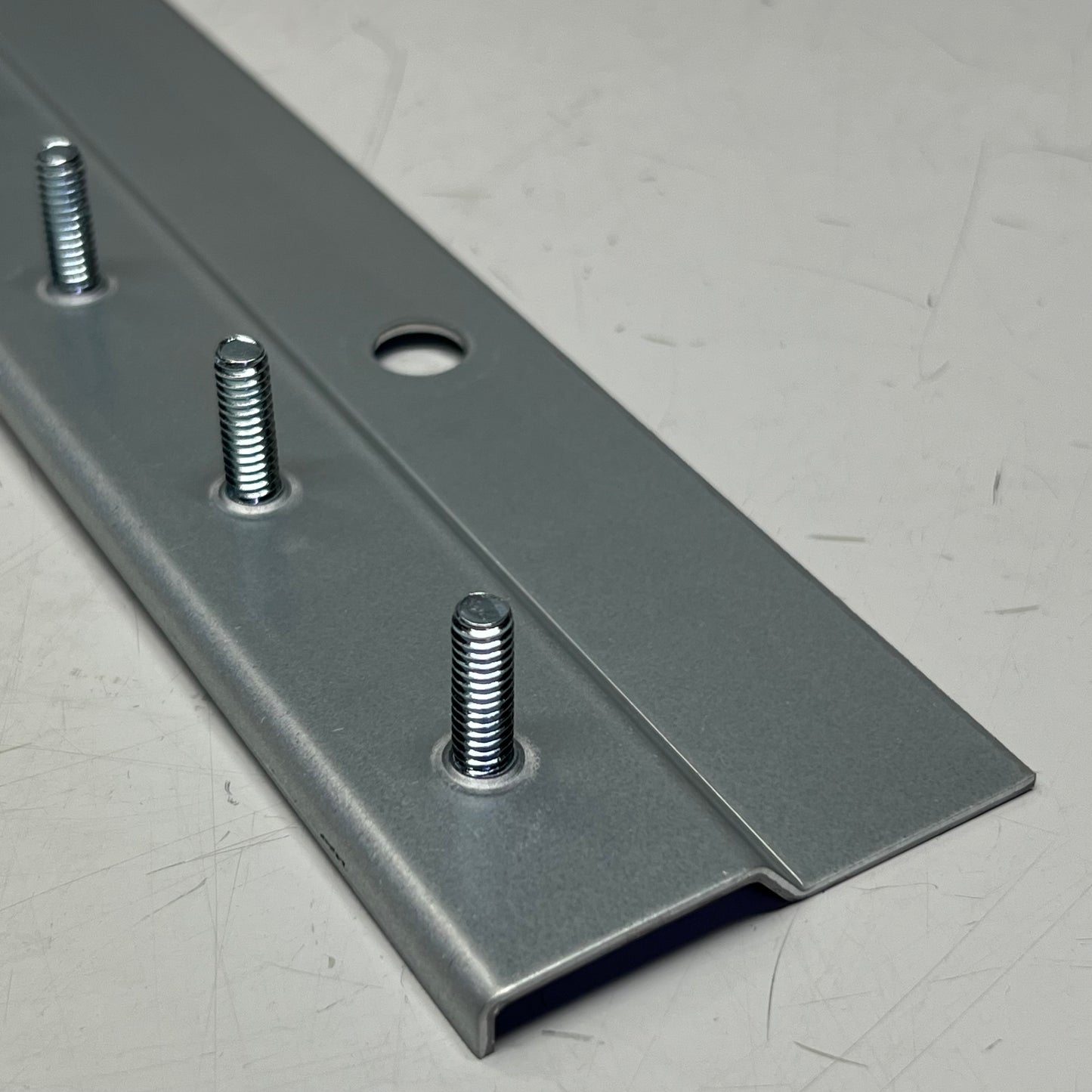 Bolt-On Galvanized Wall Mount Hardware 3" Section HSTBOWM36001