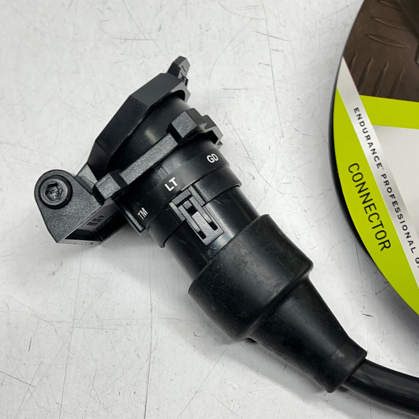 HOPKINS  7 Blade Heavy Duty Pre-wired Jacketed Cable Durable Connector  3' 20022