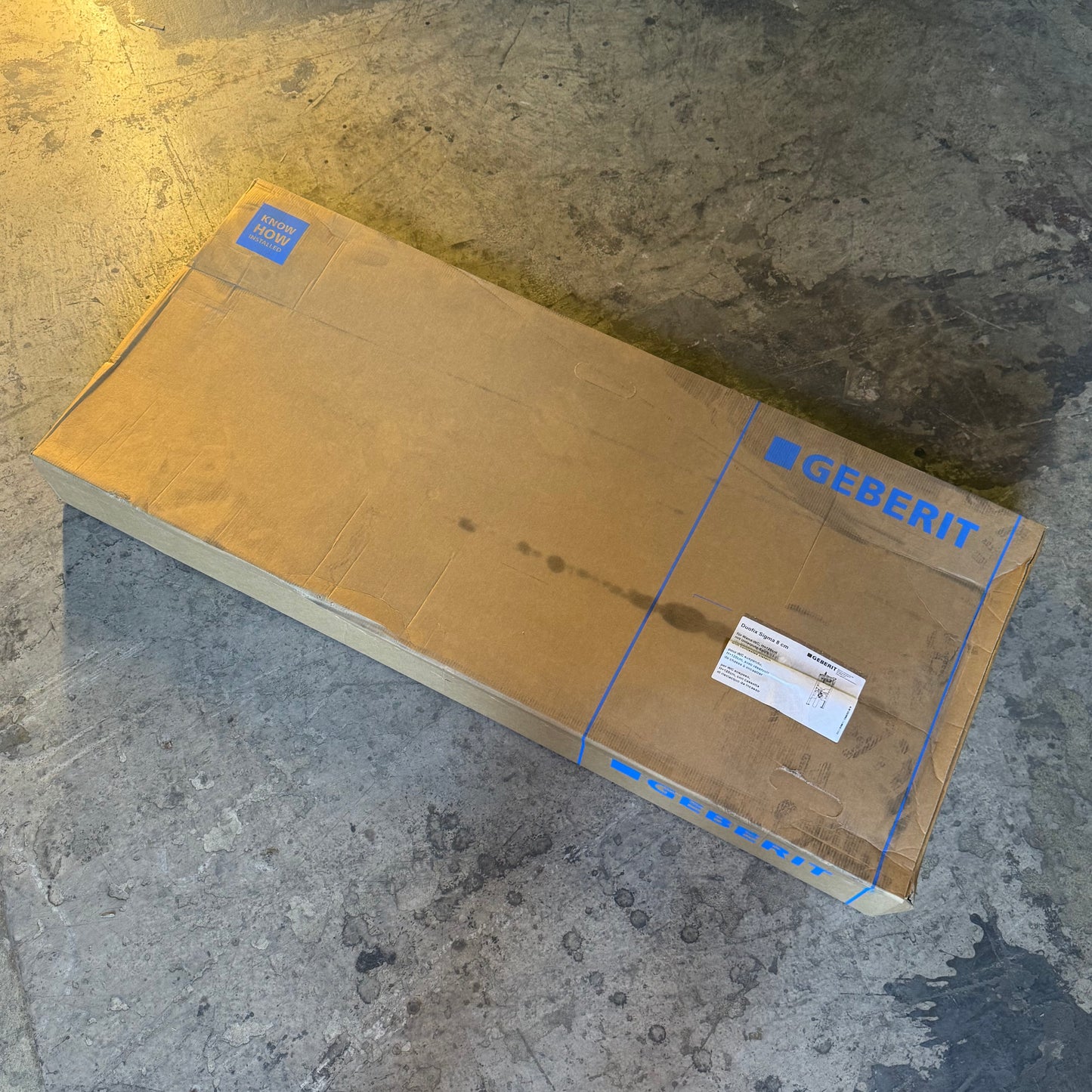 GEBERIT In-Wall Toilet Tank & Carrier System Watersense Sz 46"H x 20"W, Blue 111798001
