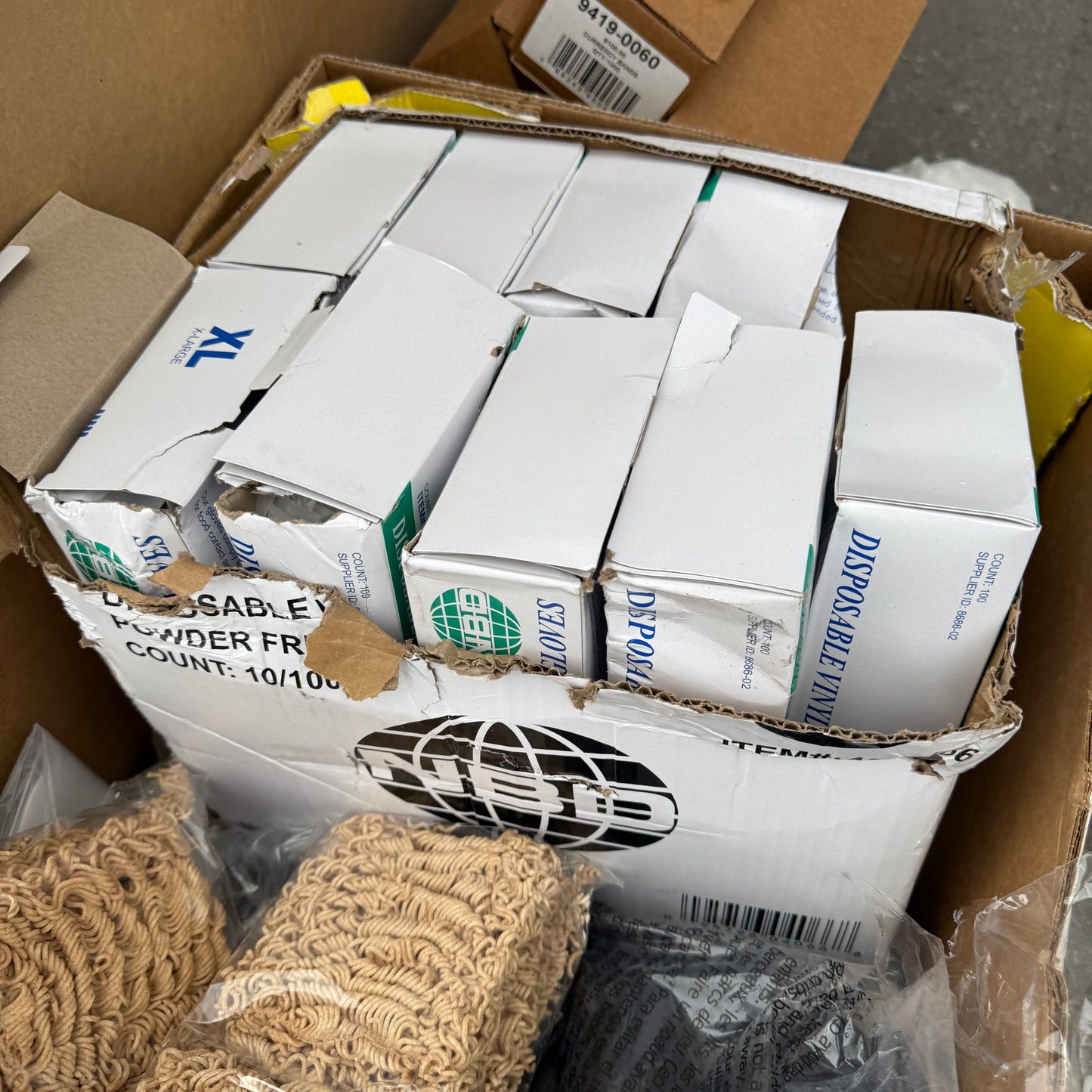 ZA@ Pallet of MIXED XL Vinyl Gloves, Mousepads, Ocean Creatures, $100 Currency Bands, Tampons, Pregnancy Tests, & MORE! (AS-IS)