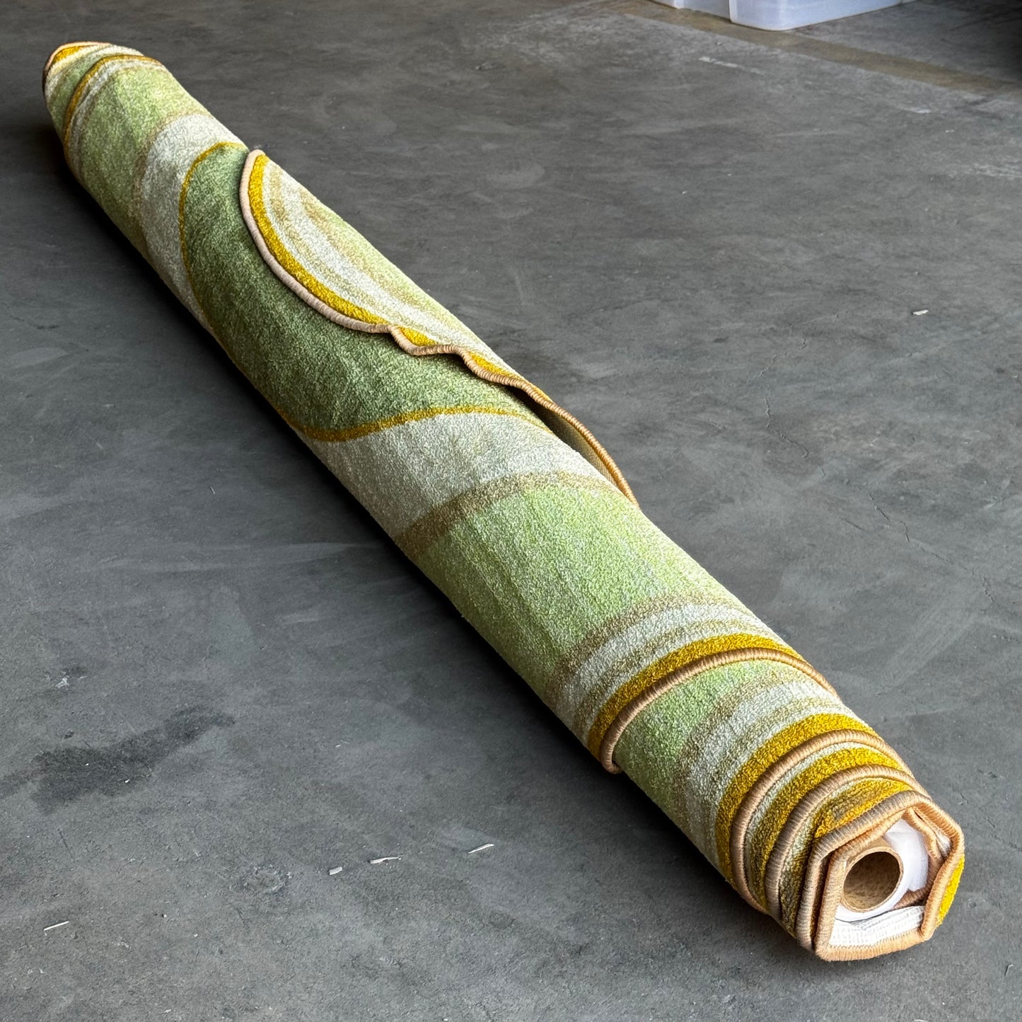 KAPLAN Sense Of Place Lowland Stripe 12'L x 8'W Oval Green 301627