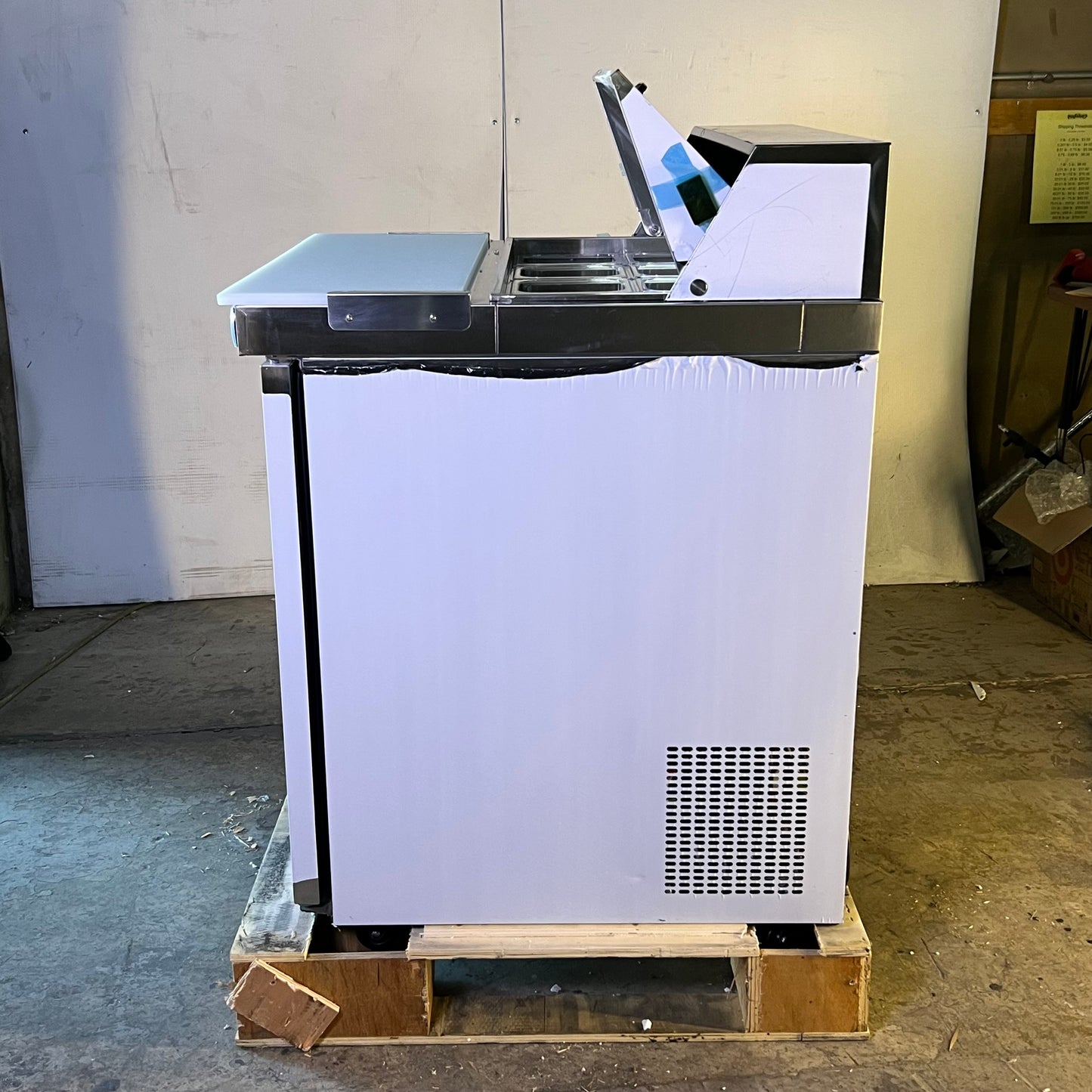 WILPREP 29" Single Door Commercial Salad Prep Table Refrigerator TSSU-29T